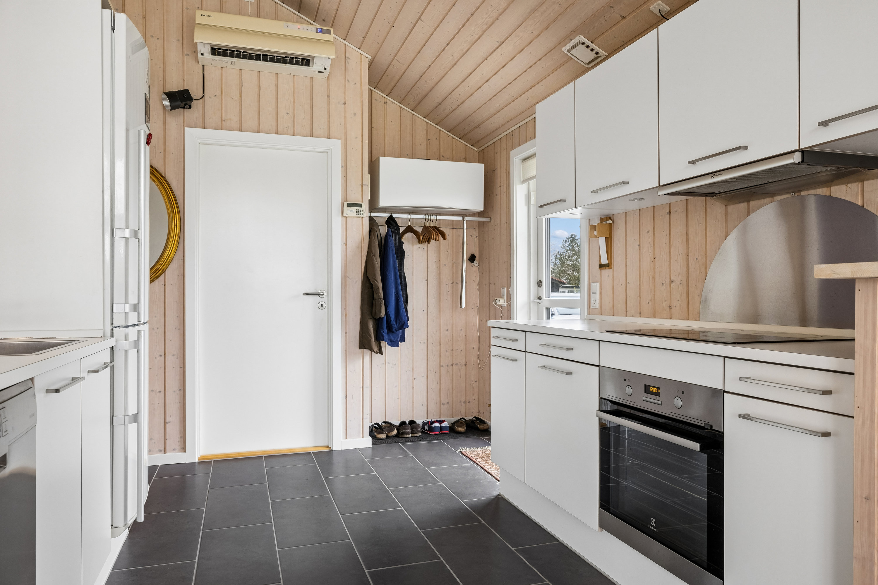 Fremhævet køkken billede i fuldskærmstilstand. Billede af Nørholmsvej 4, Østerballe, 5450 Otterup