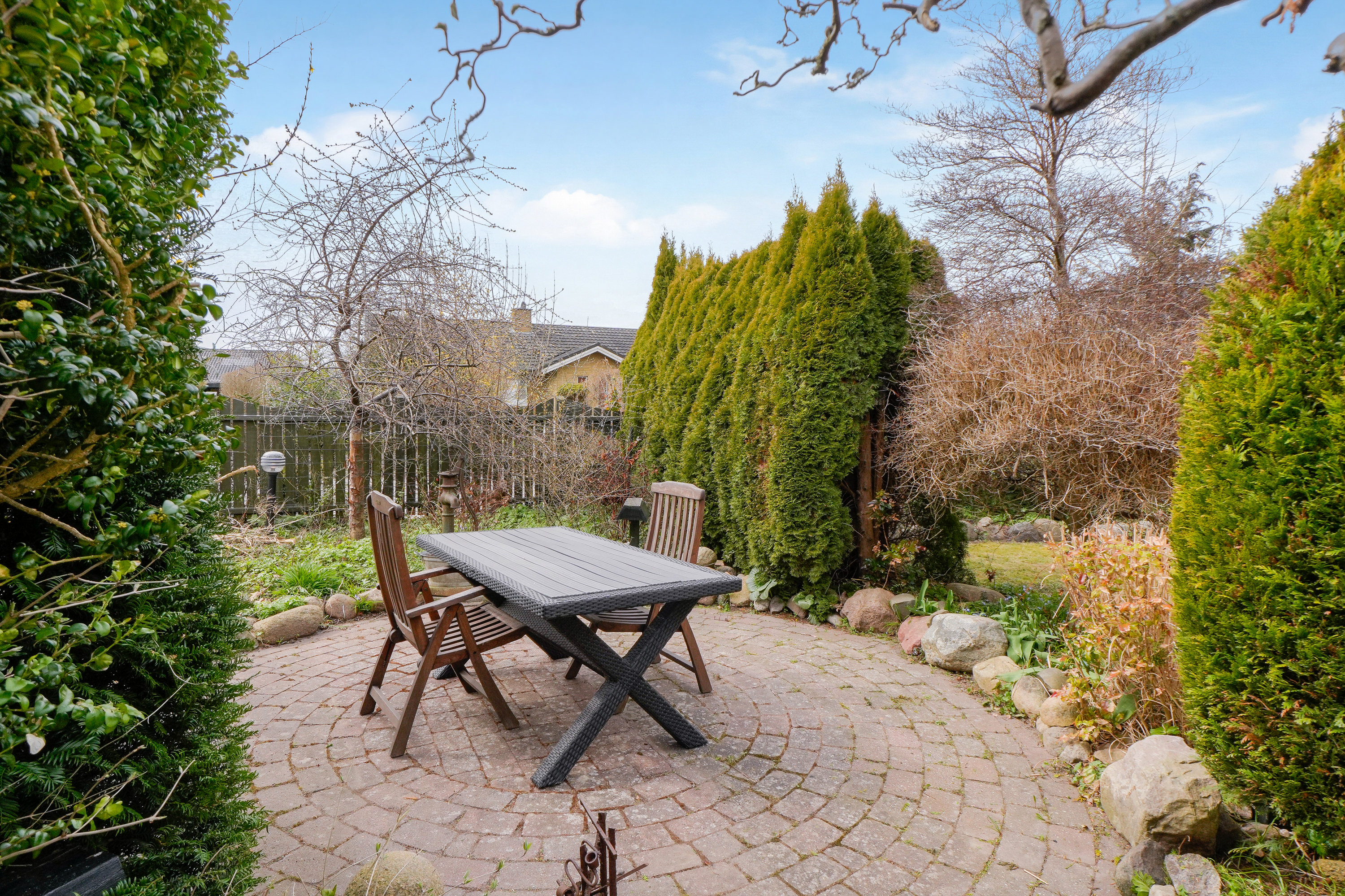 Fremhævet terrasse billede i fuldskærmstilstand. Billede af Pilegårds Vænge 28, 2635 Ishøj