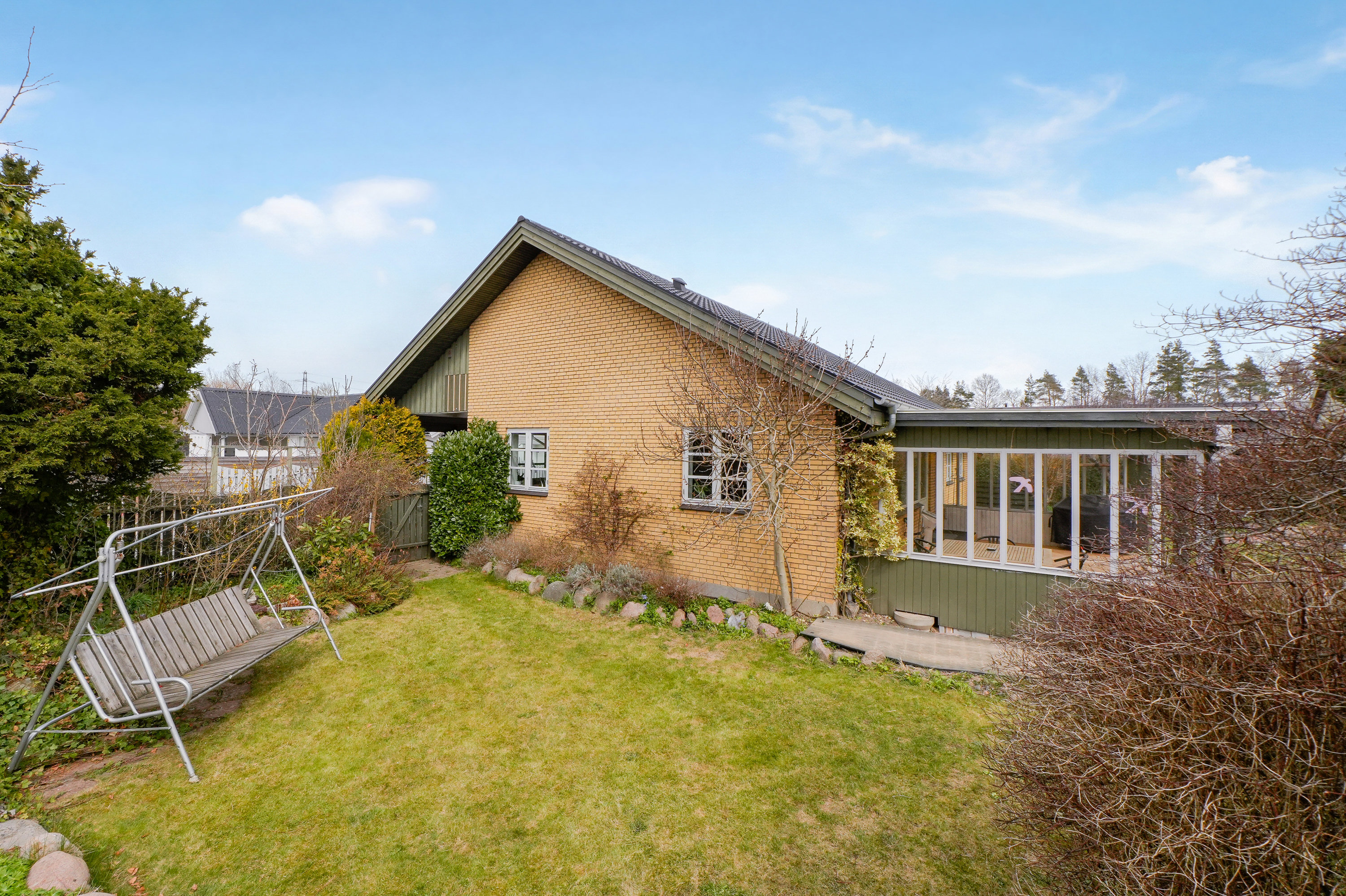 Fremhævet have billede i fuldskærmstilstand. Billede af Pilegårds Vænge 28, 2635 Ishøj