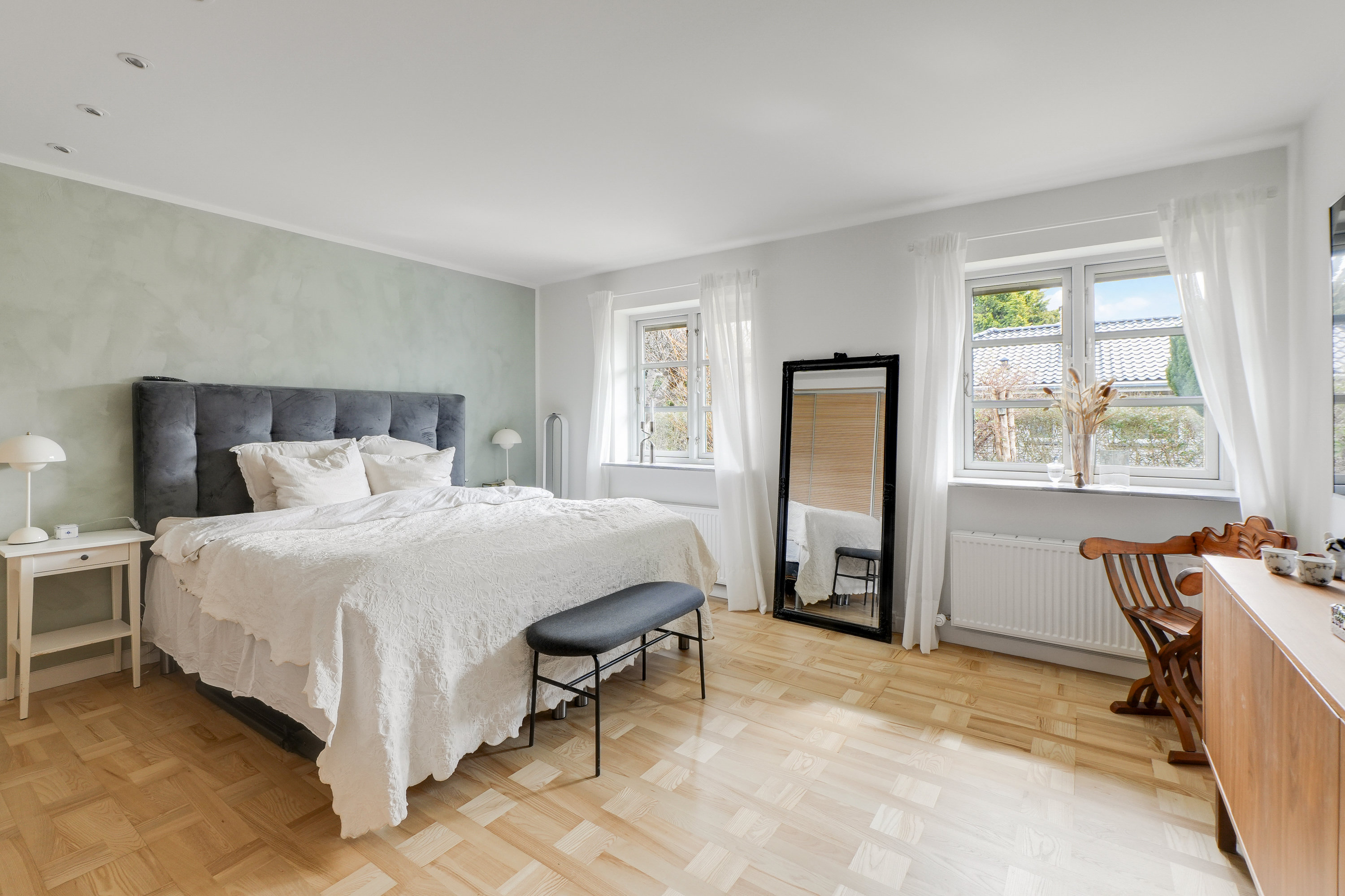 Fremhævet soveværelse billede i fuldskærmstilstand. Billede af Pilegårds Vænge 28, 2635 Ishøj