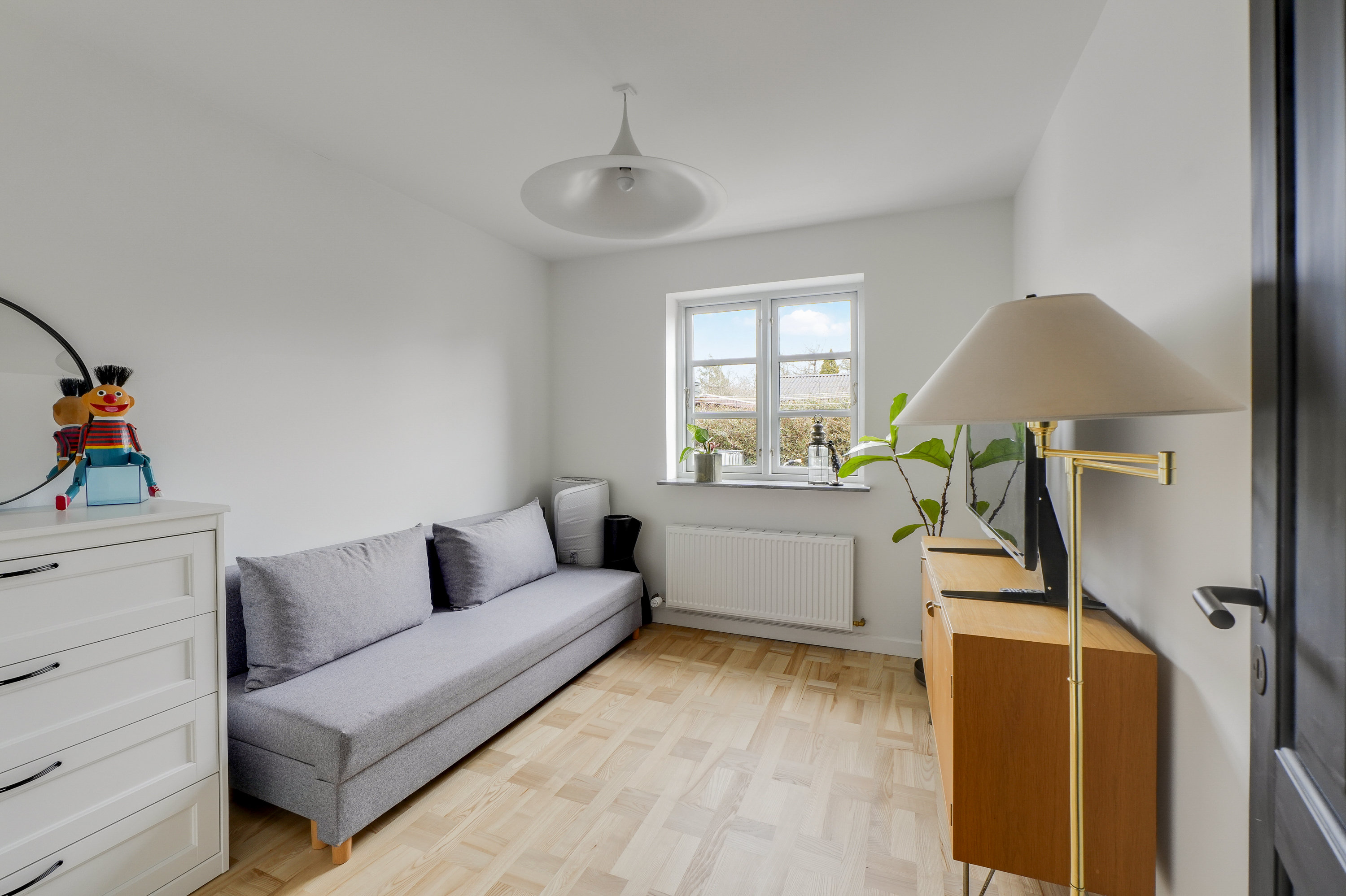 Fremhævet værelse billede i fuldskærmstilstand. Billede af Pilegårds Vænge 28, 2635 Ishøj