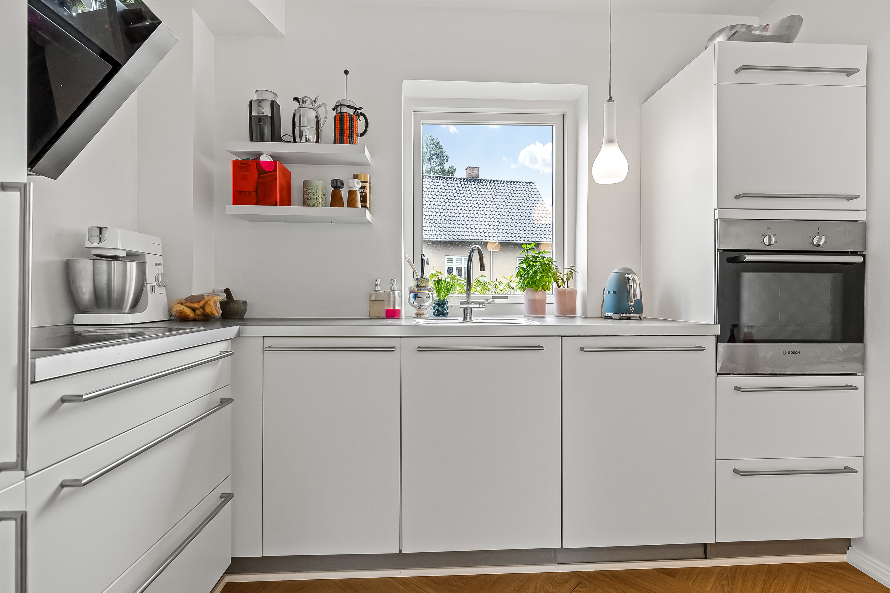 Fremhævet køkken billede i fuldskærmstilstand. Billede af Magnoliavej 13, 7100 Vejle