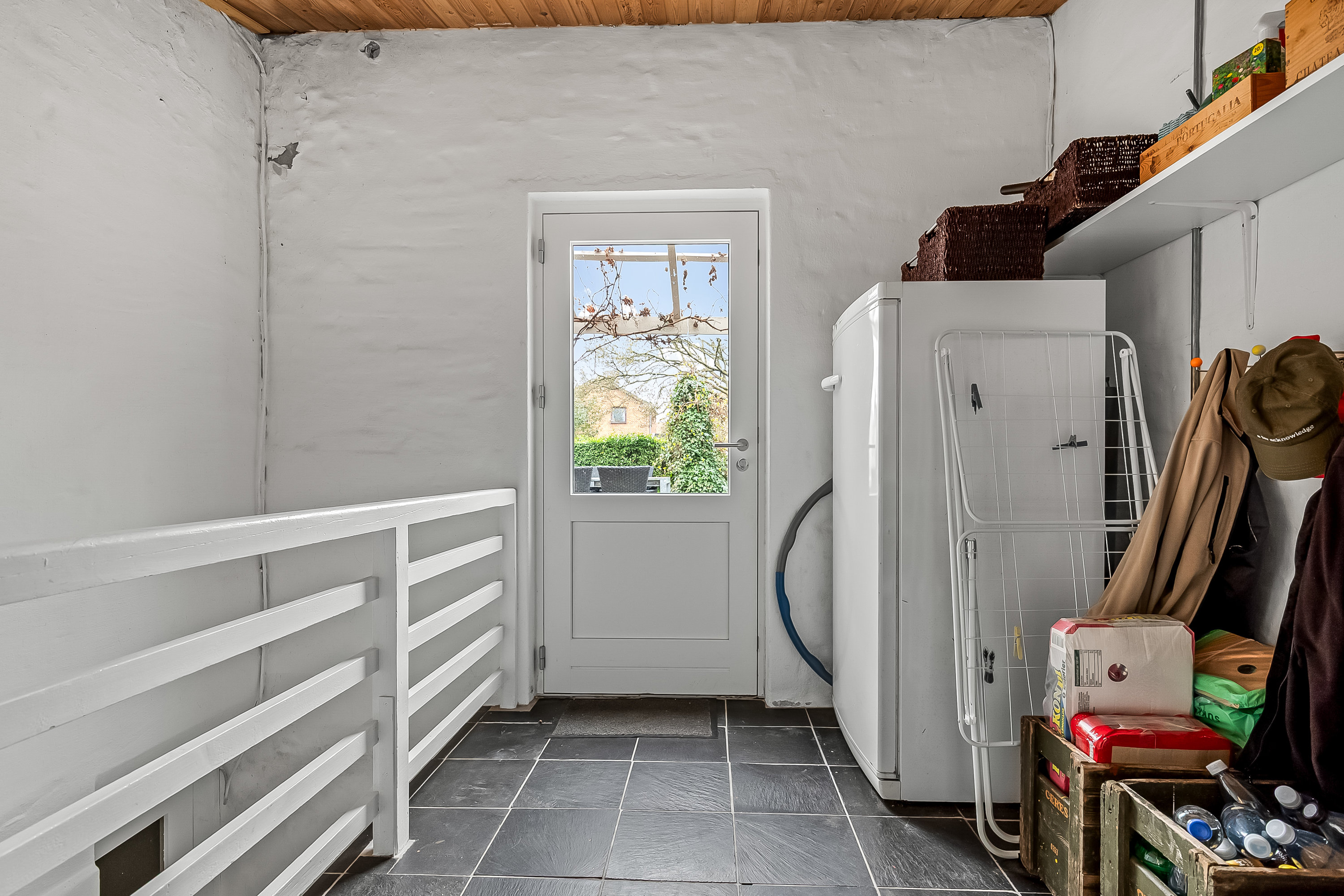 Fremhævet baggang billede i fuldskærmstilstand. Billede af Magnoliavej 13, 7100 Vejle