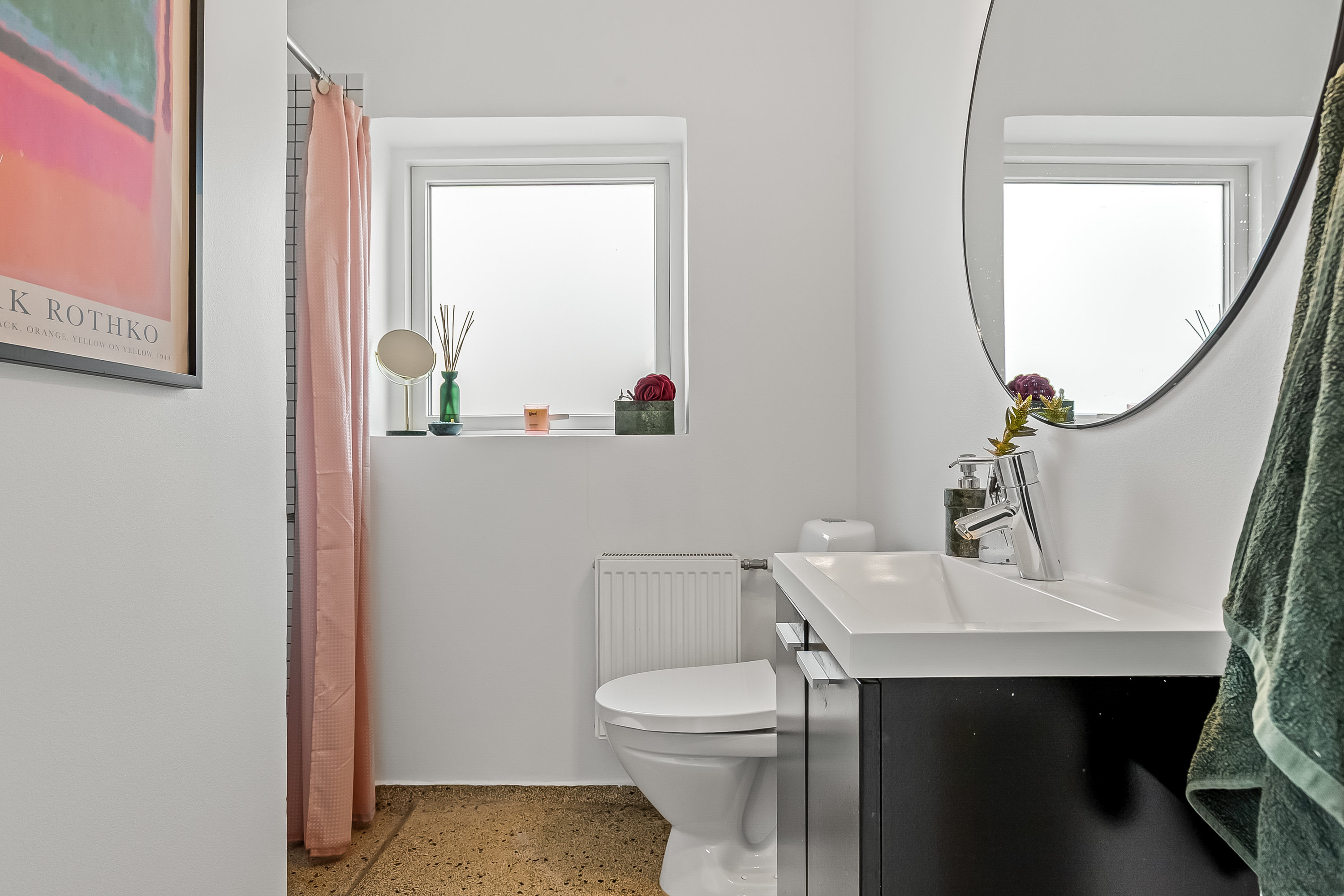 Fremhævet badeværelse billede i fuldskærmstilstand. Billede af Magnoliavej 13, 7100 Vejle