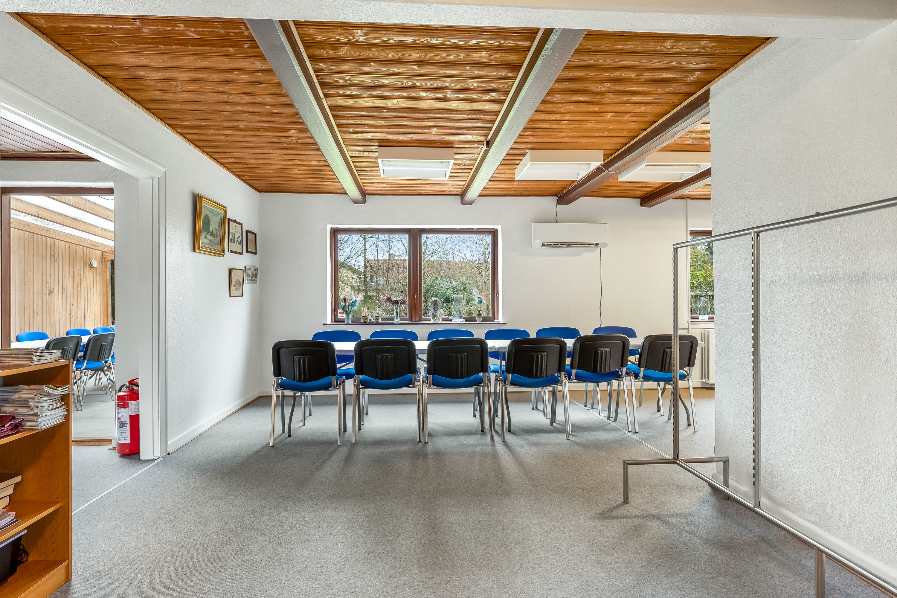 Fremhævet stue billede i fuldskærmstilstand. Billede af Præstevangen 1, 4983 Dannemare