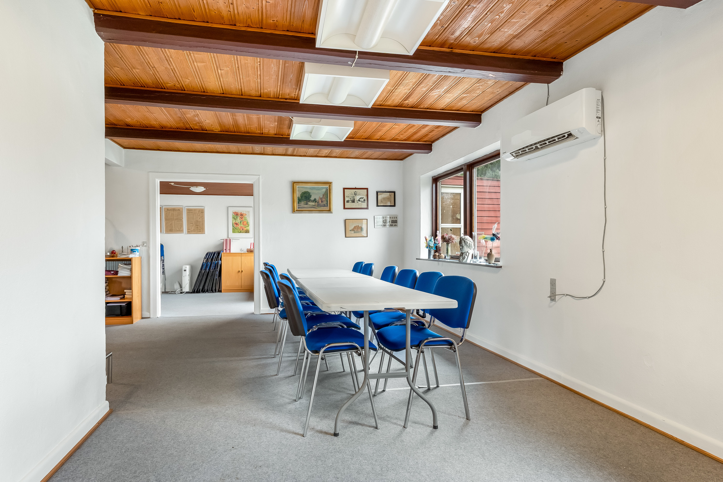 Fremhævet stue billede i fuldskærmstilstand. Billede af Præstevangen 1, 4983 Dannemare