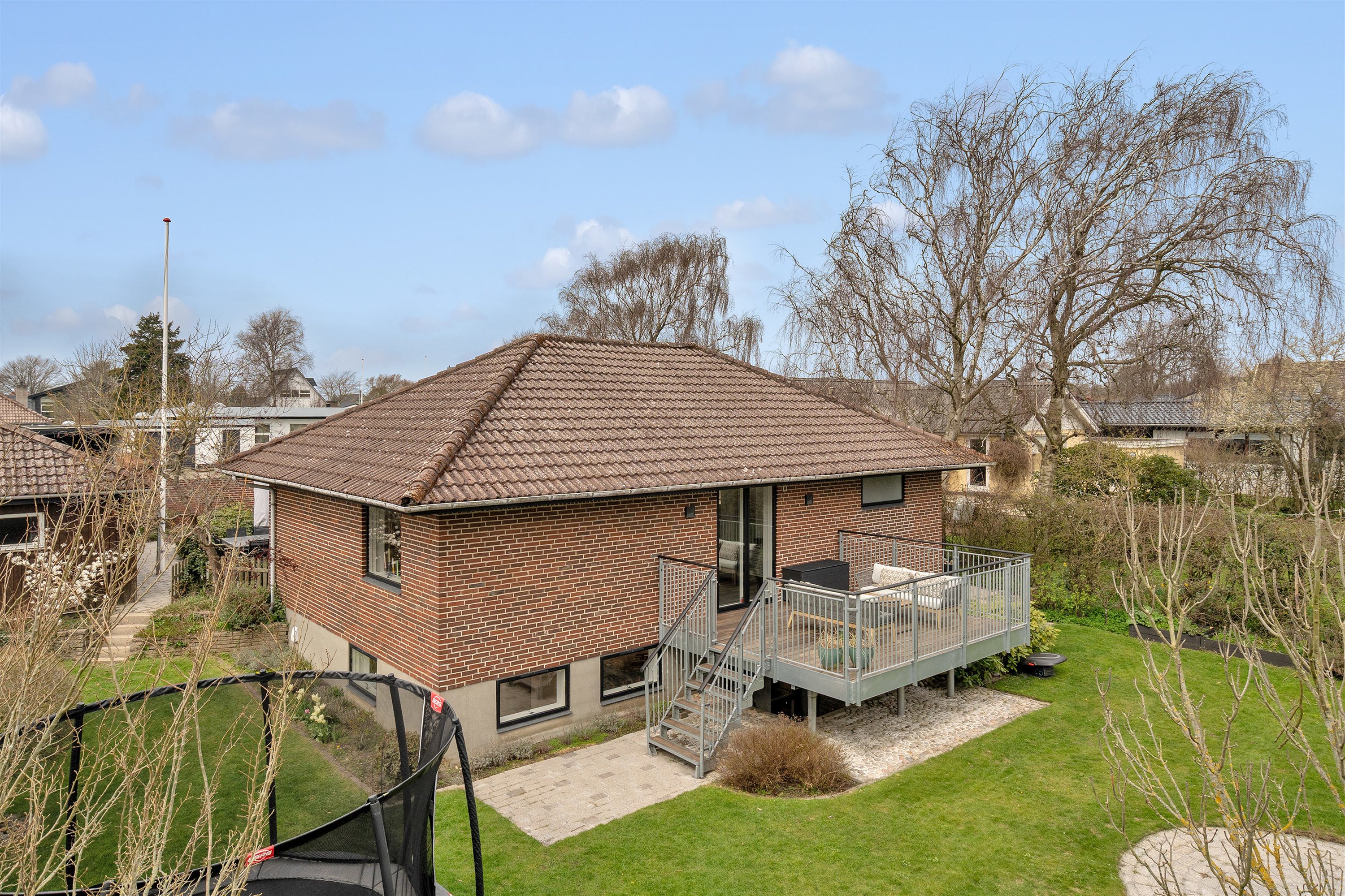 Miniaturebillede 1: ejendommen. Billede af Skovbakken 31, 6715 Esbjerg N