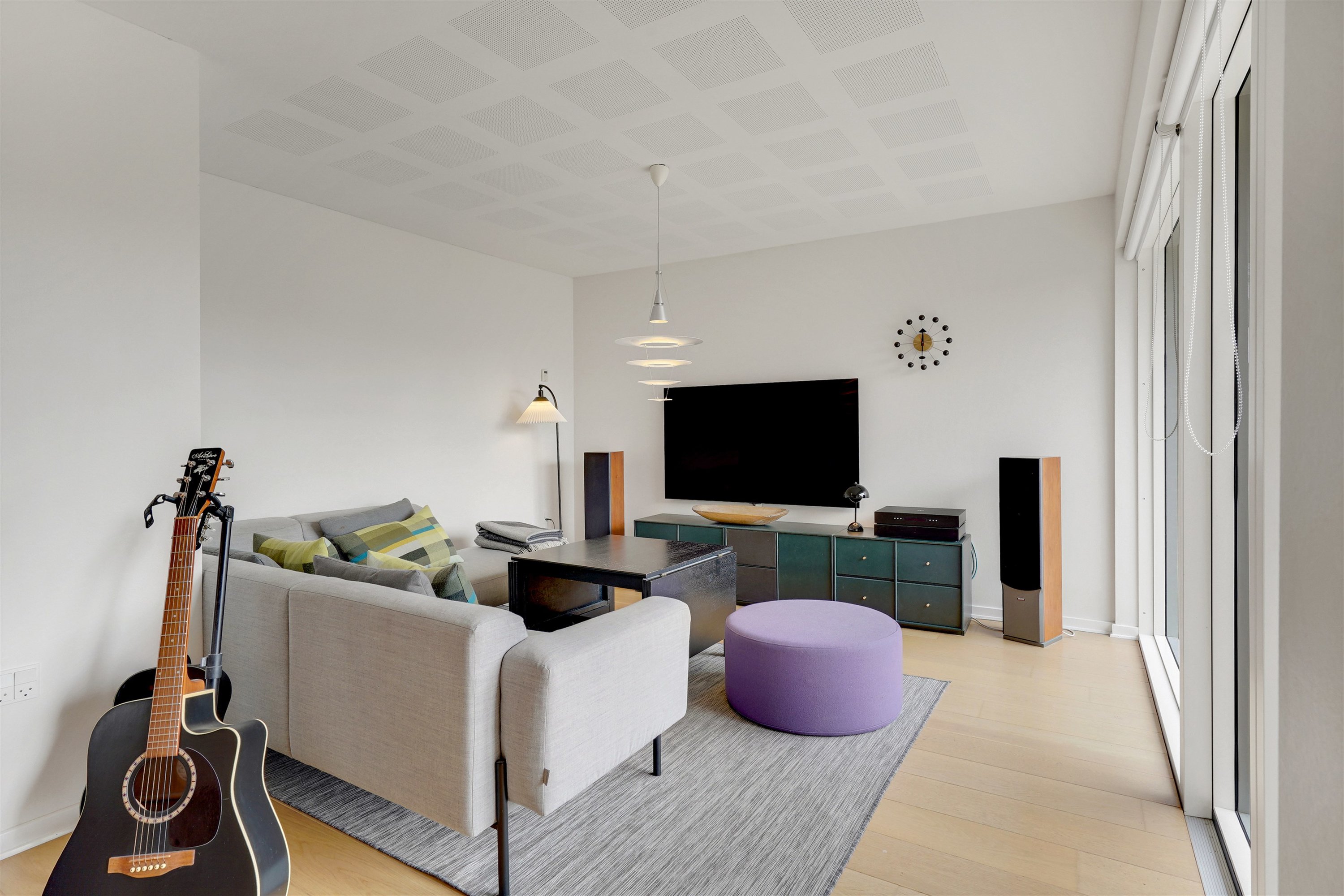 Fremhævet stue billede i fuldskærmstilstand. Billede af Skovbakken 31, 6715 Esbjerg N