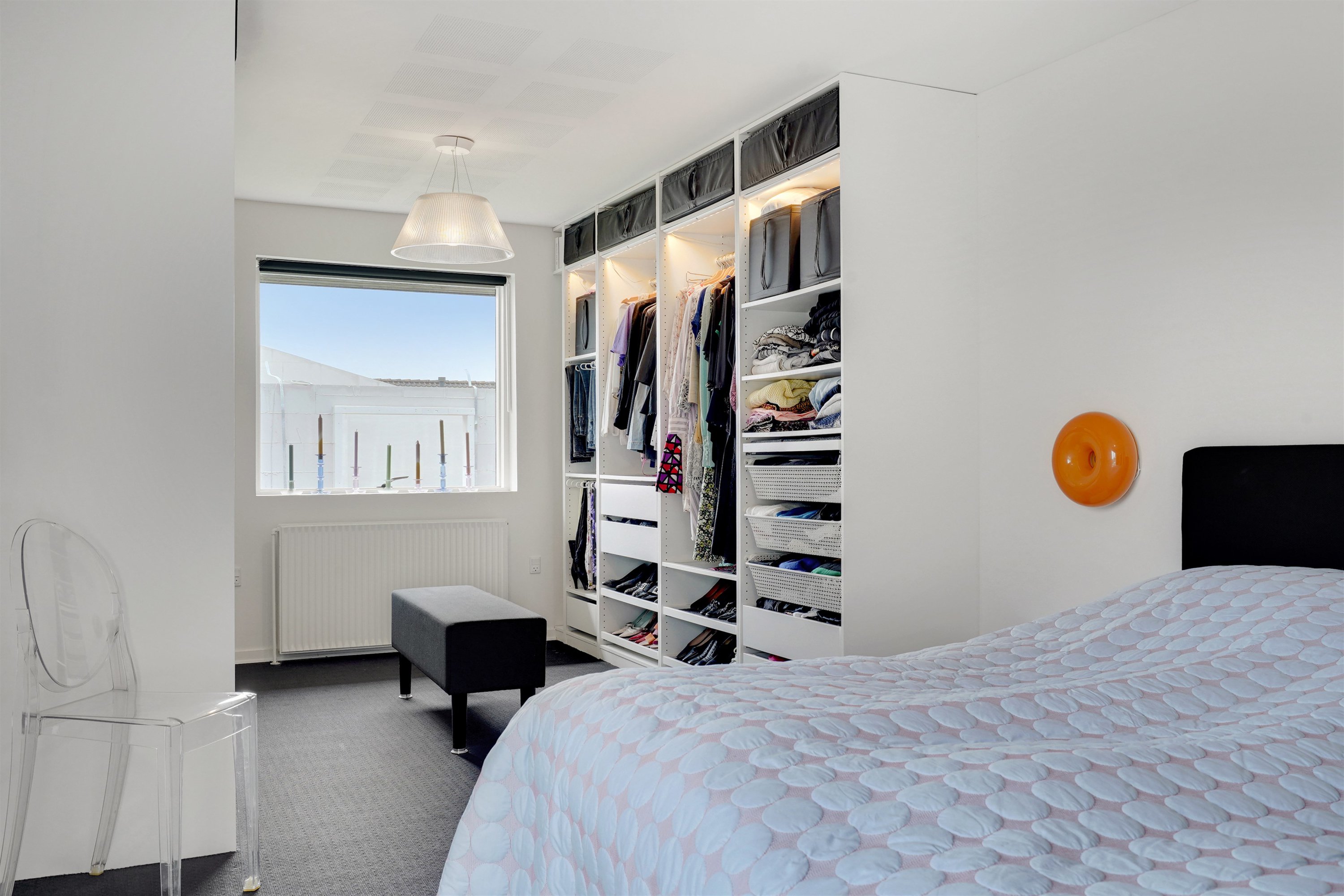 Fremhævet soveværelse billede i fuldskærmstilstand. Billede af Skovbakken 31, 6715 Esbjerg N