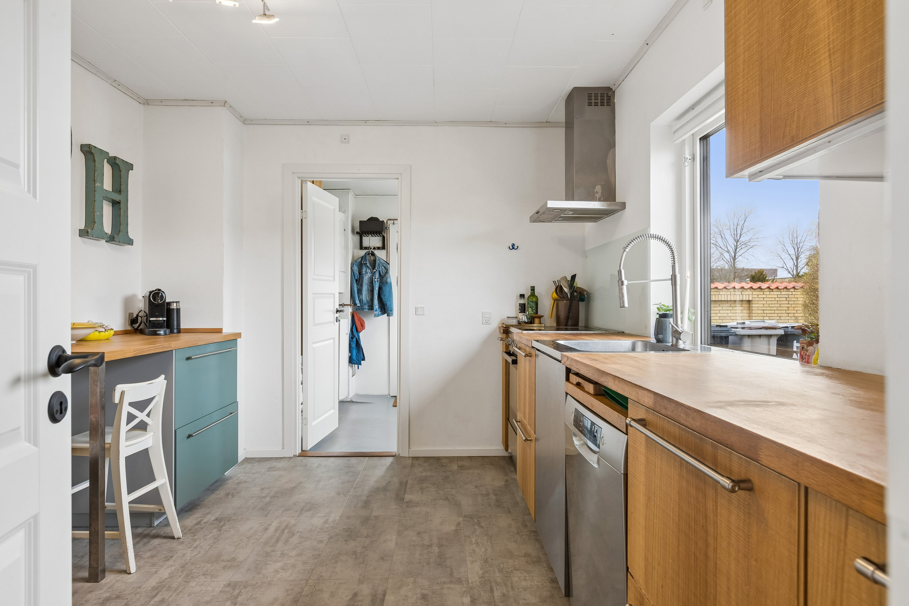 Fremhævet køkken billede i fuldskærmstilstand. Billede af Vindblæs Alle 17, 2770 Kastrup