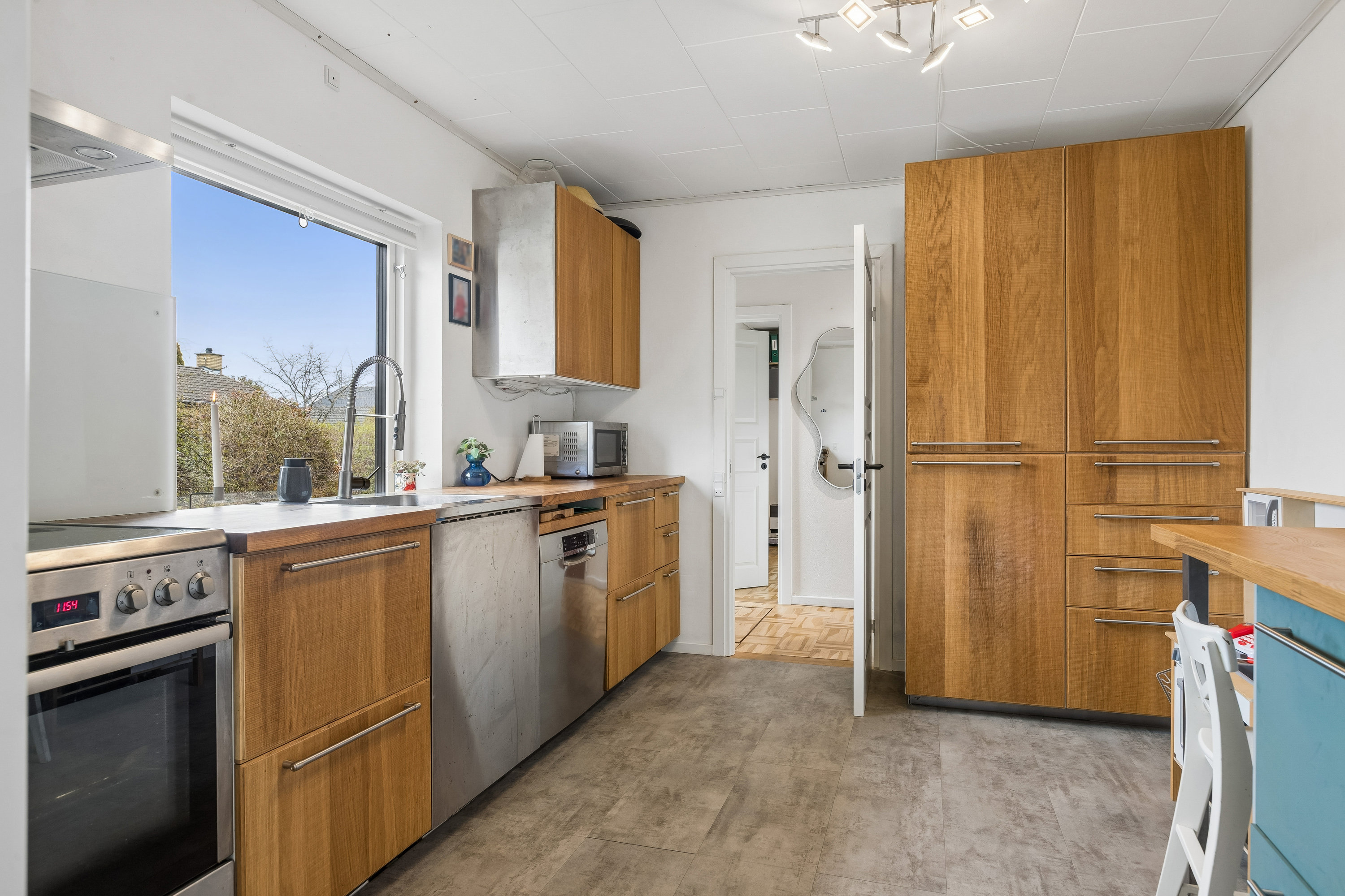 Fremhævet køkken billede i fuldskærmstilstand. Billede af Vindblæs Alle 17, 2770 Kastrup