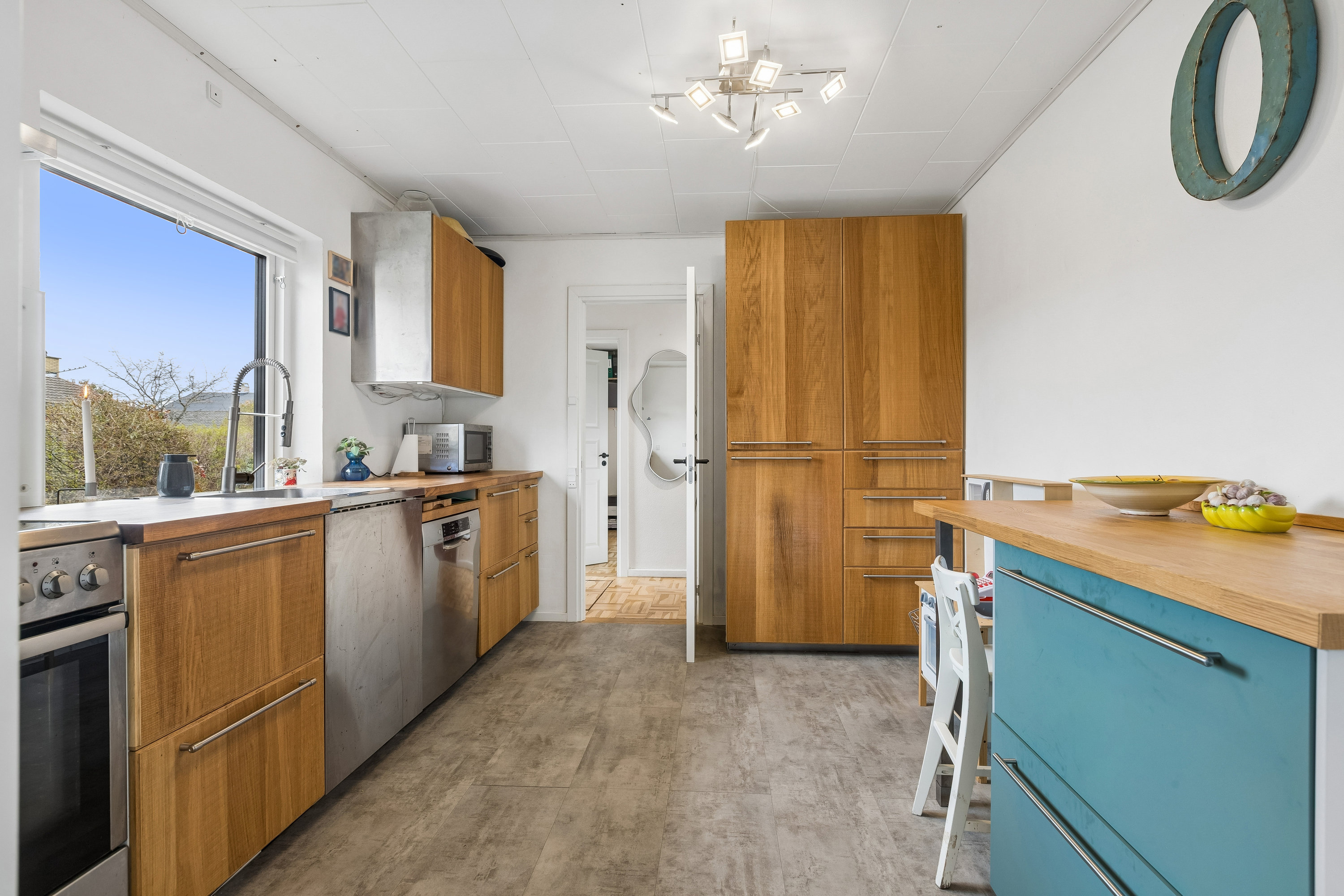 Fremhævet køkken billede i fuldskærmstilstand. Billede af Vindblæs Alle 17, 2770 Kastrup