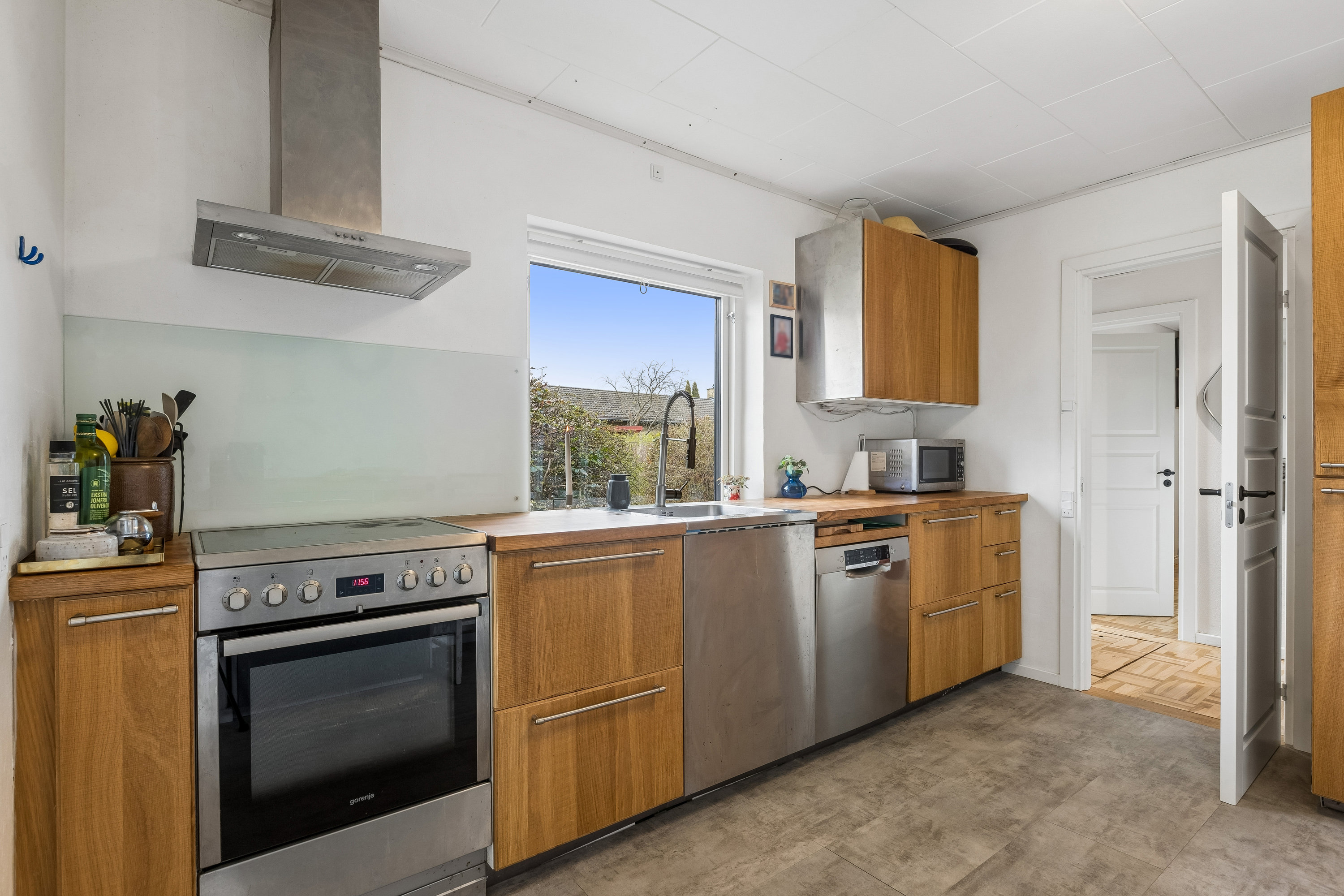 Fremhævet køkken billede i fuldskærmstilstand. Billede af Vindblæs Alle 17, 2770 Kastrup