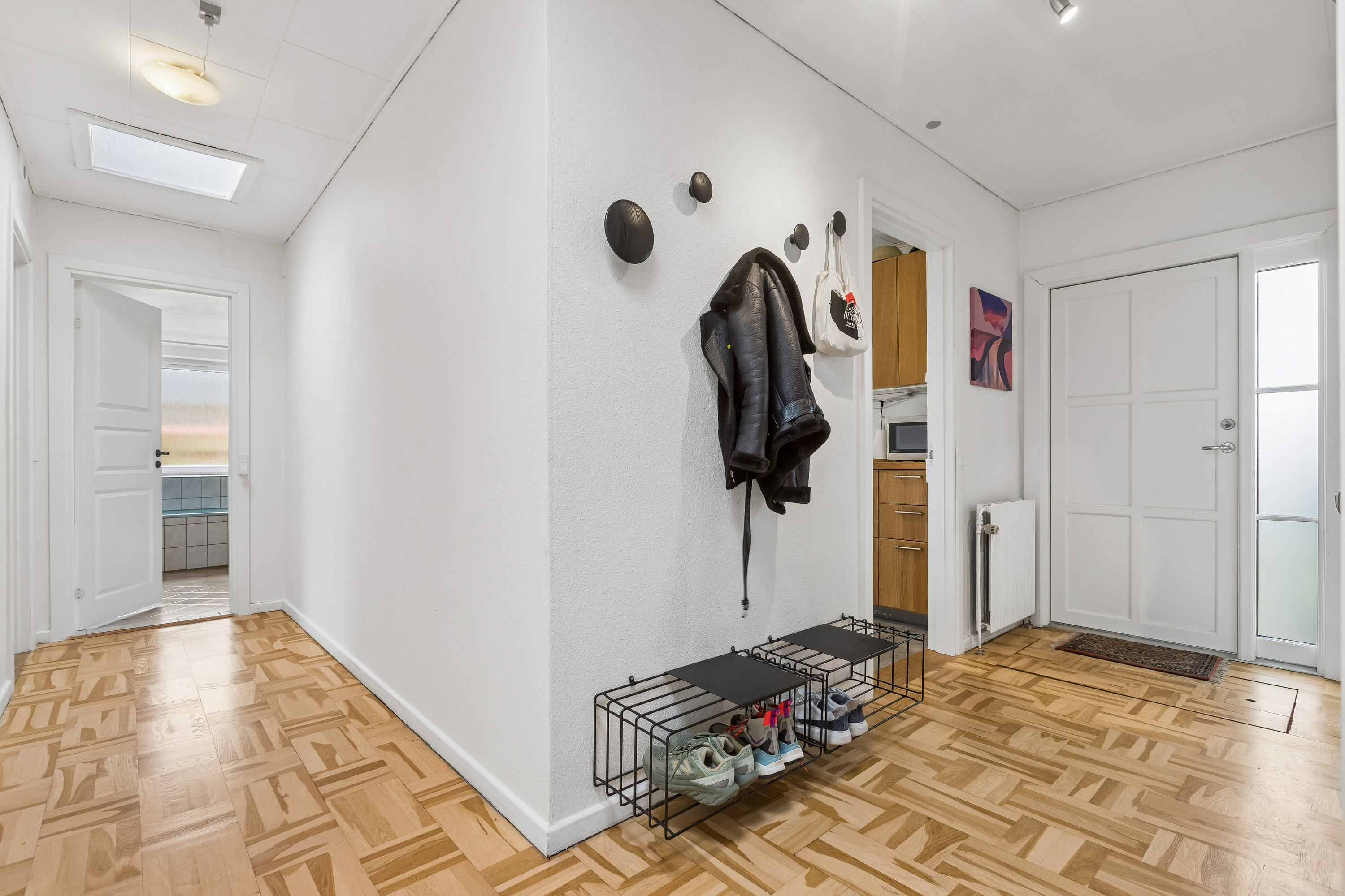 Fremhævet entré billede i fuldskærmstilstand. Billede af Vindblæs Alle 17, 2770 Kastrup