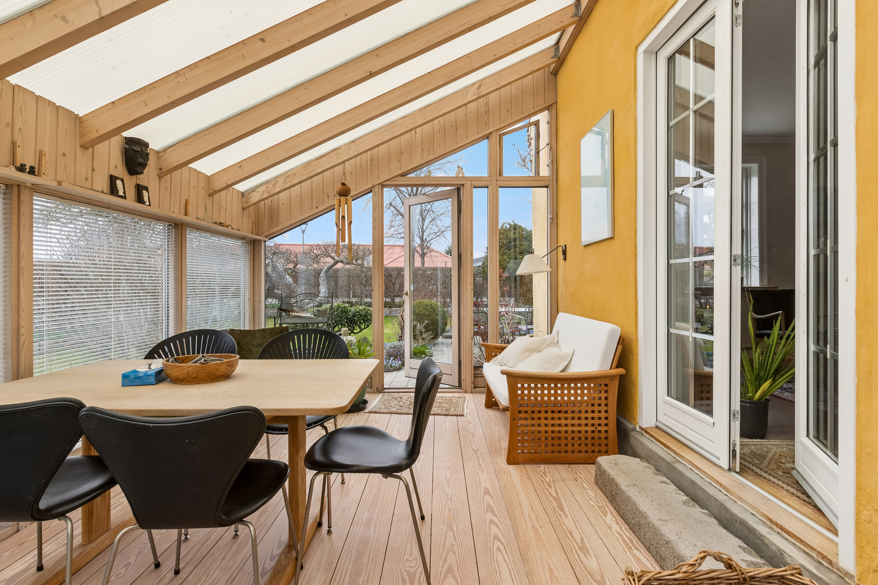 Fremhævet stue billede i fuldskærmstilstand. Billede af Munkebjergvej 5, 2770 Kastrup