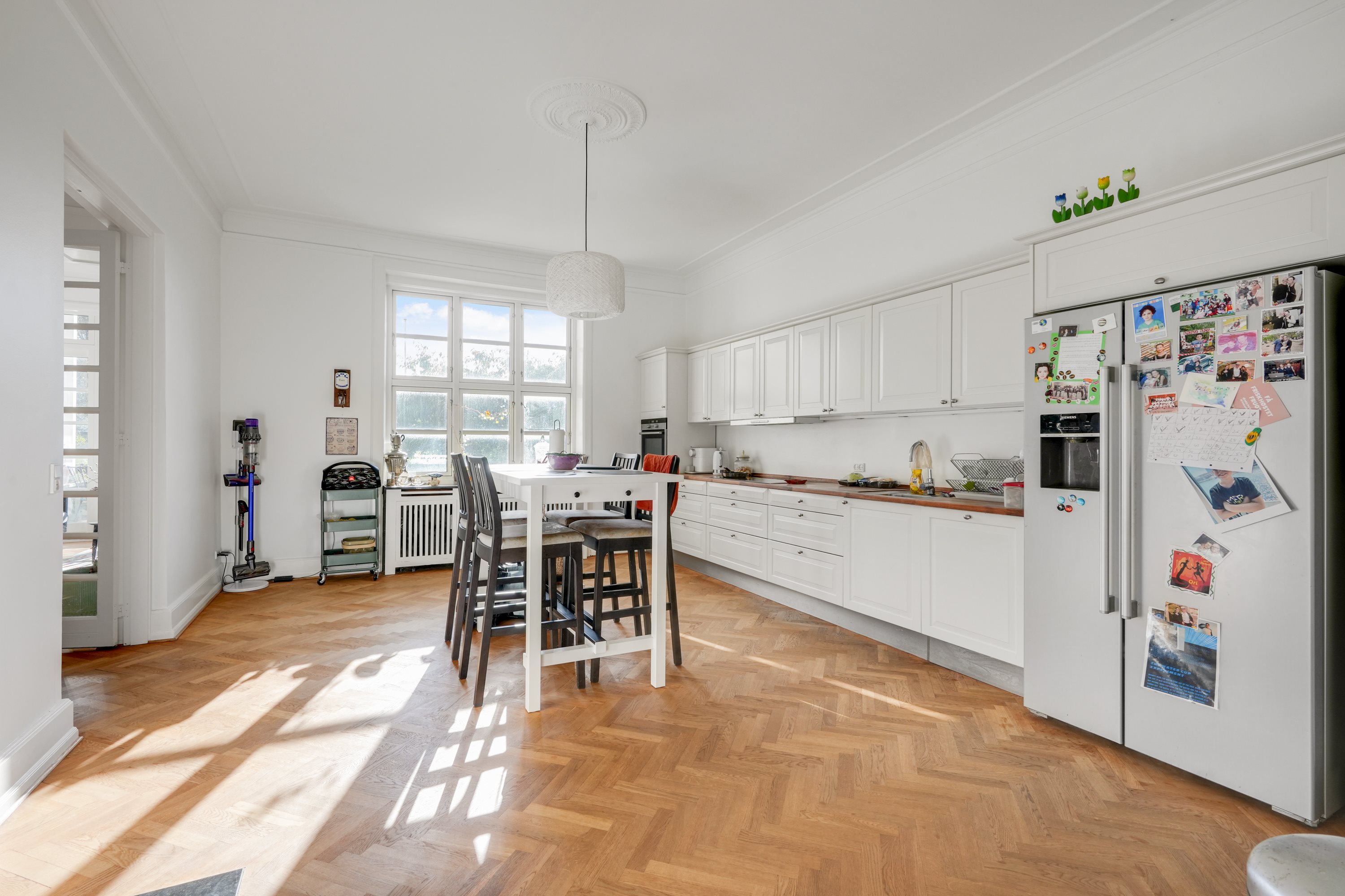 Fremhævet andet billede i fuldskærmstilstand. Billede af Strandhøjsvej 31A, 2920 Charlottenlund