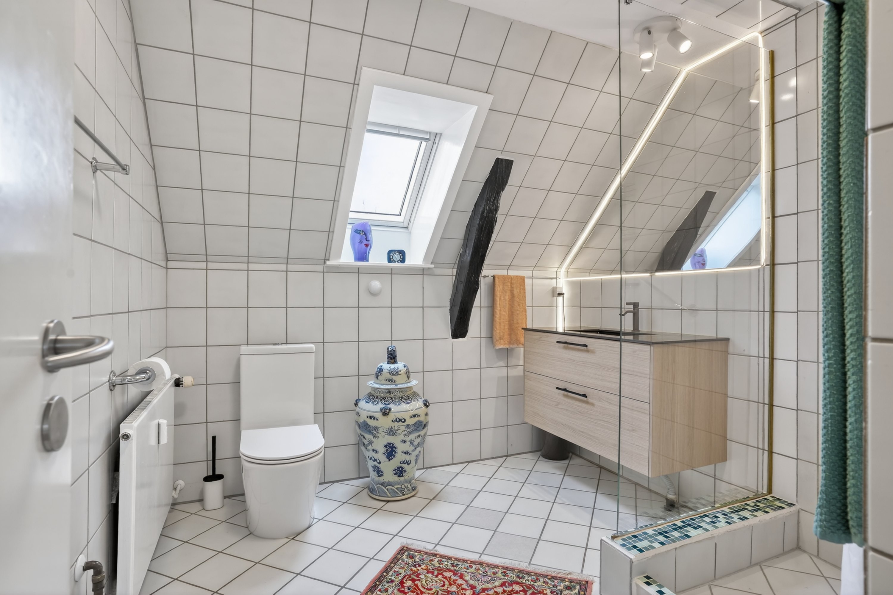 Fremhævet badeværelse billede i fuldskærmstilstand. Billede af Søndre Strandvej 8, 2., 3000 Helsingør