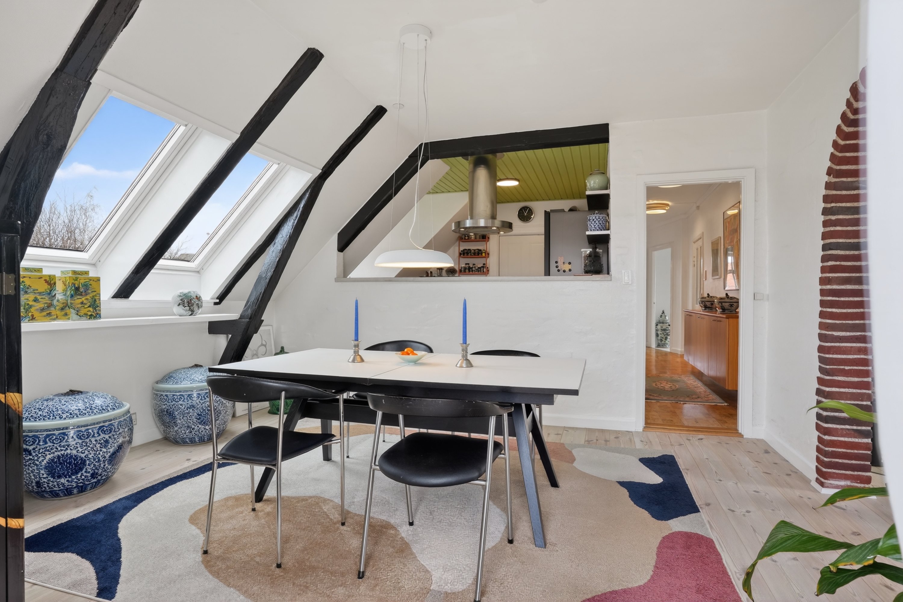 Fremhævet spisestue billede i fuldskærmstilstand. Billede af Søndre Strandvej 8, 2., 3000 Helsingør