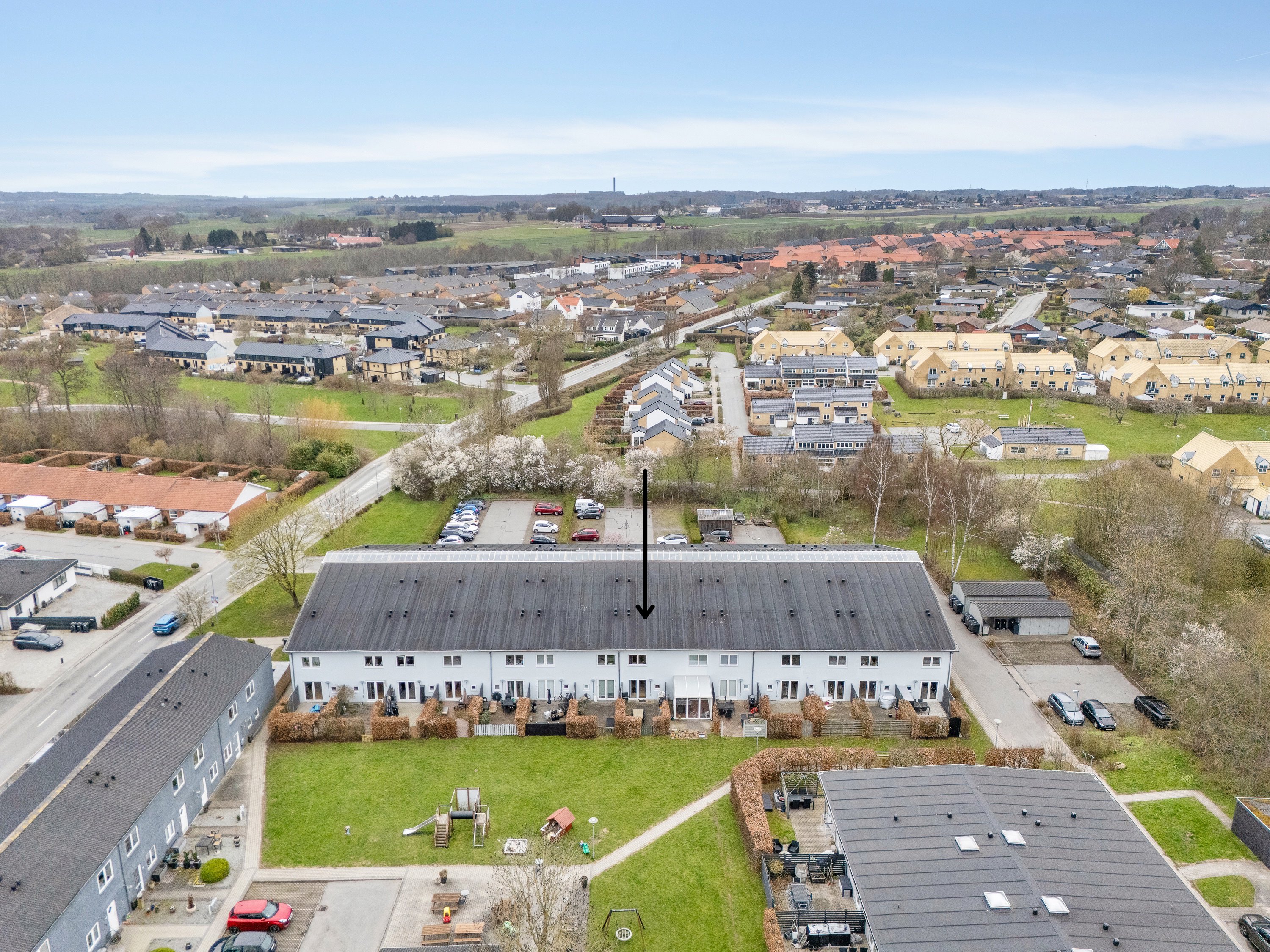 Fremhævet luftfoto billede i fuldskærmstilstand. Billede af Vestre Havevej 42, 8520 Lystrup