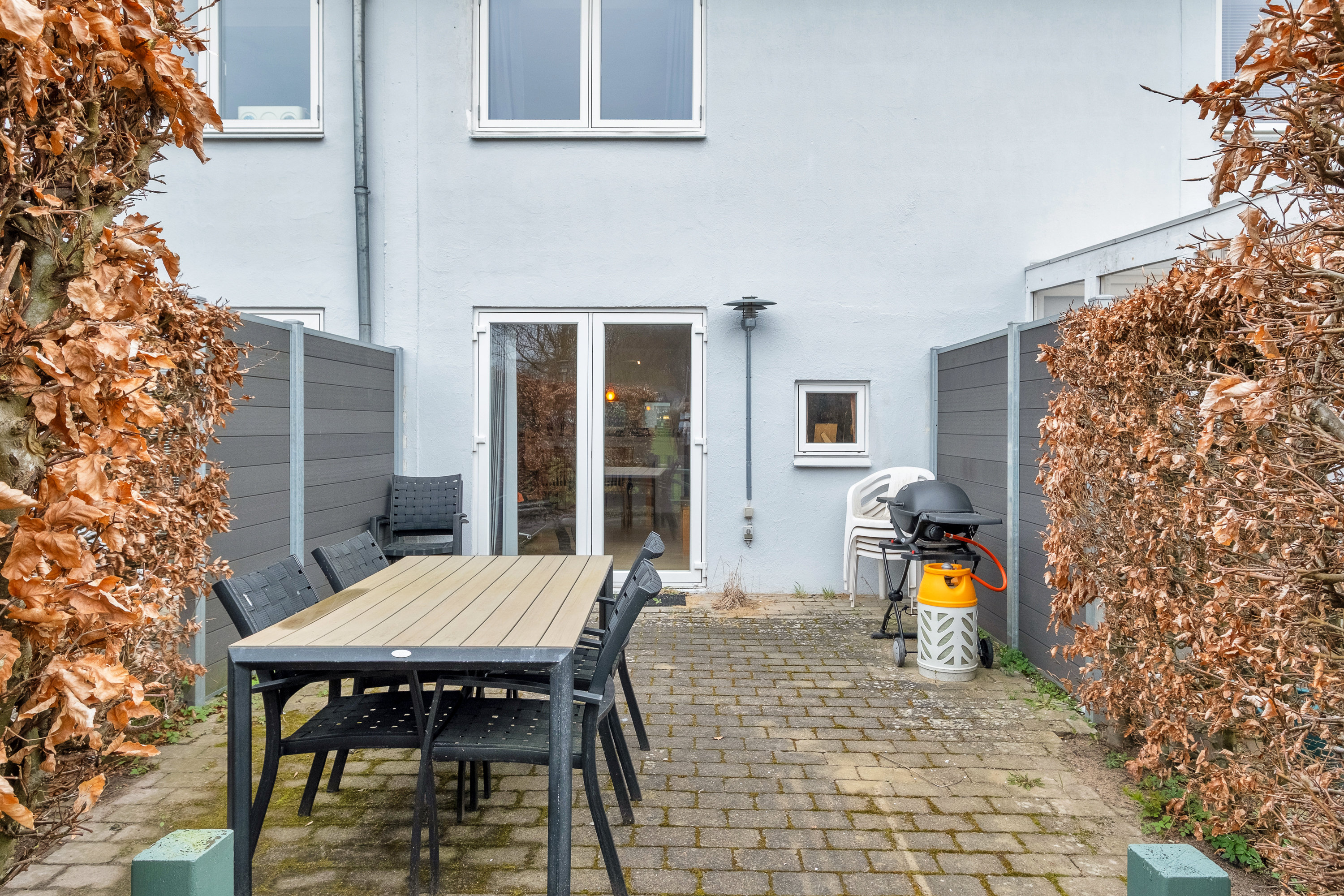 Fremhævet terrasse billede i fuldskærmstilstand. Billede af Vestre Havevej 42, 8520 Lystrup