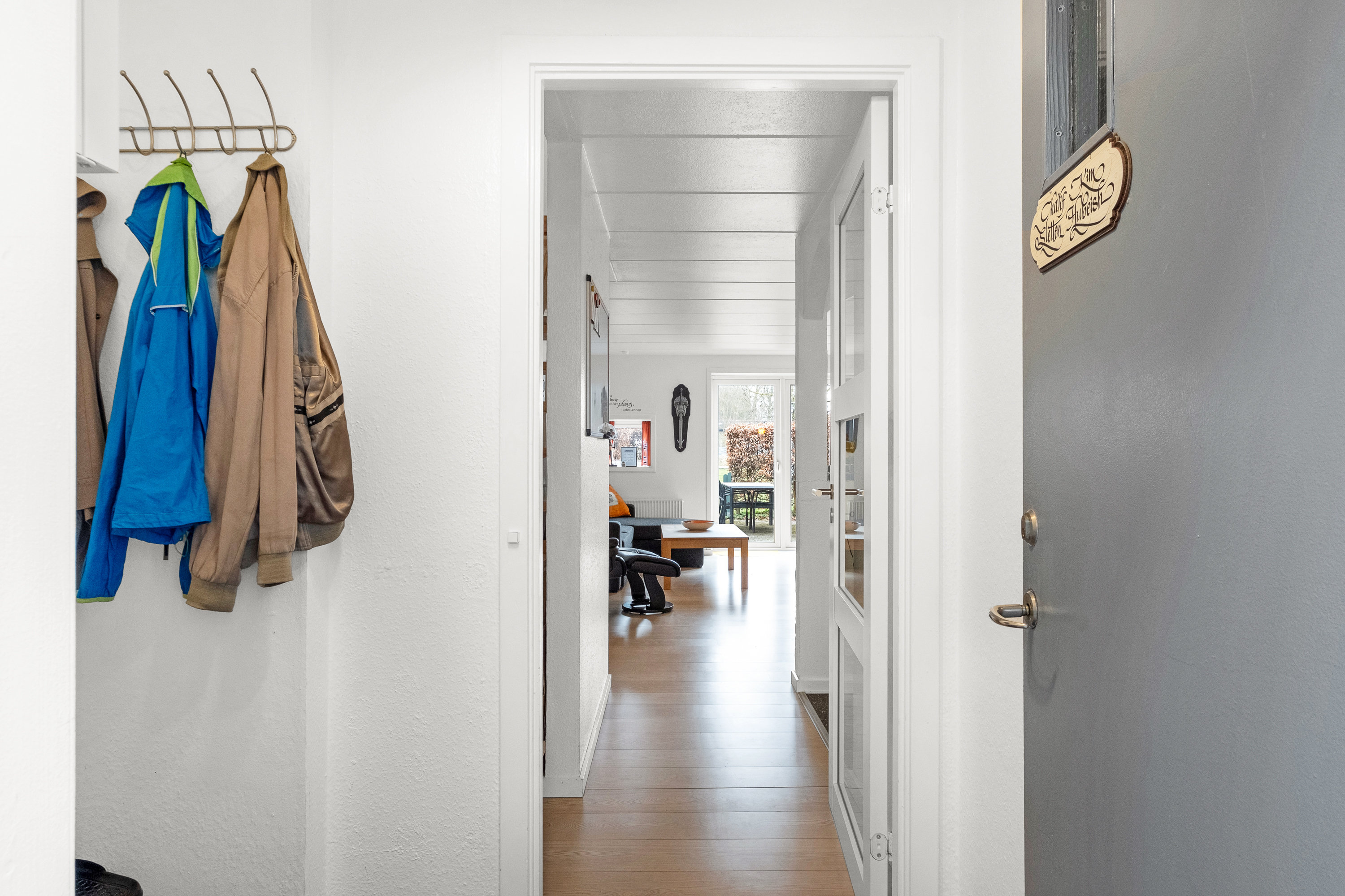 Fremhævet gang billede i fuldskærmstilstand. Billede af Vestre Havevej 42, 8520 Lystrup