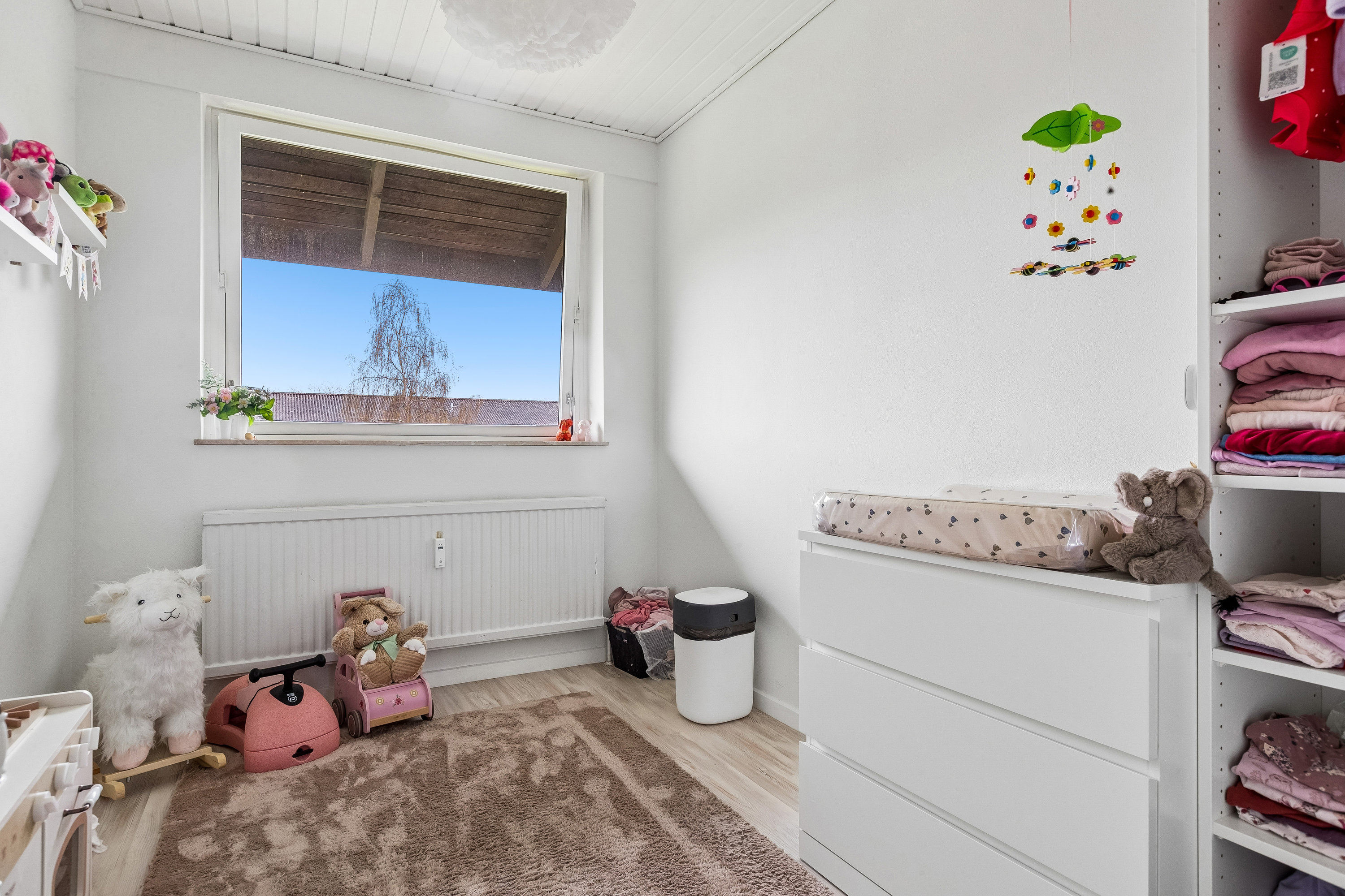 Fremhævet værelse billede i fuldskærmstilstand. Billede af Lindebo 23, 2. 141., 2630 Taastrup