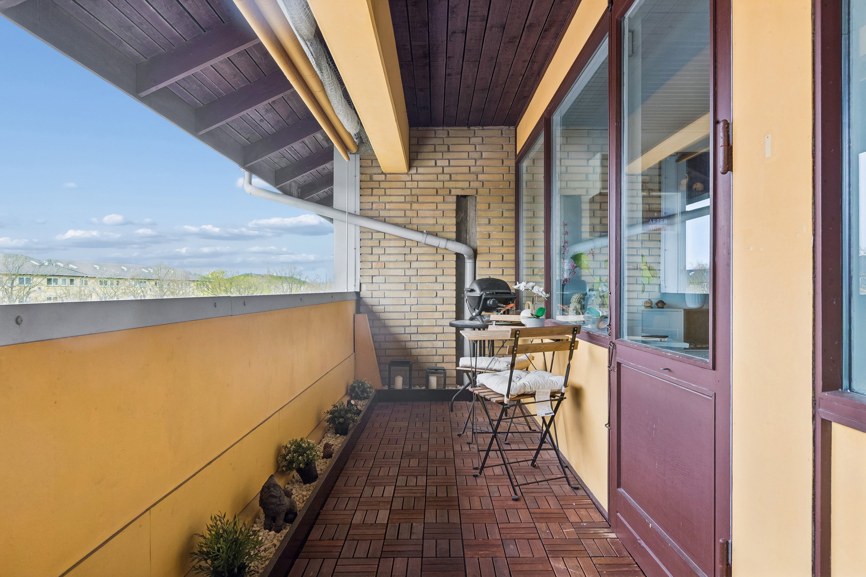 Fremhævet altan billede i fuldskærmstilstand. Billede af Lindebo 23, 2. 141., 2630 Taastrup