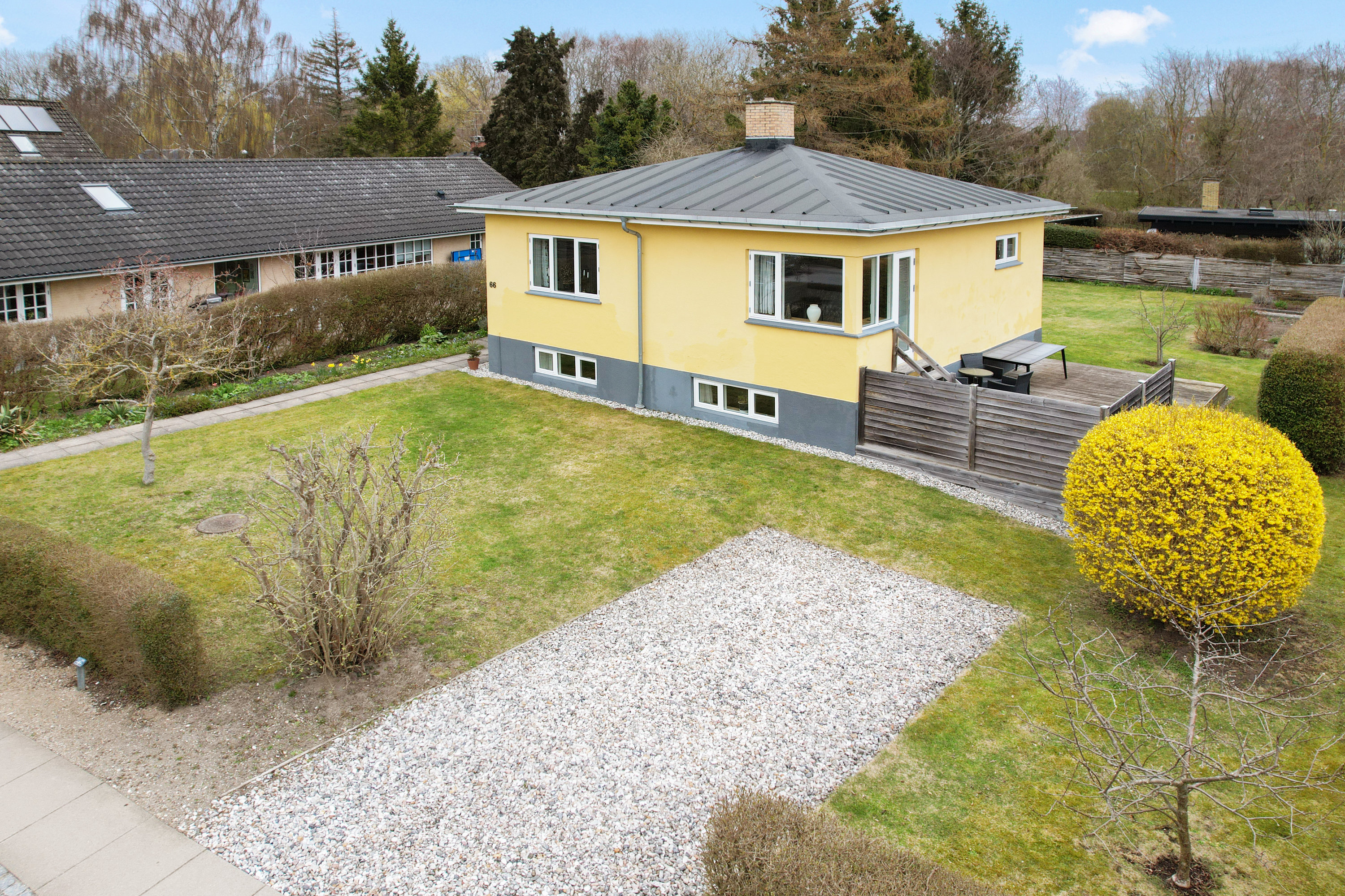 Miniaturebillede 1: facade. Billede af Sydkærsvej 66, 2650 Hvidovre