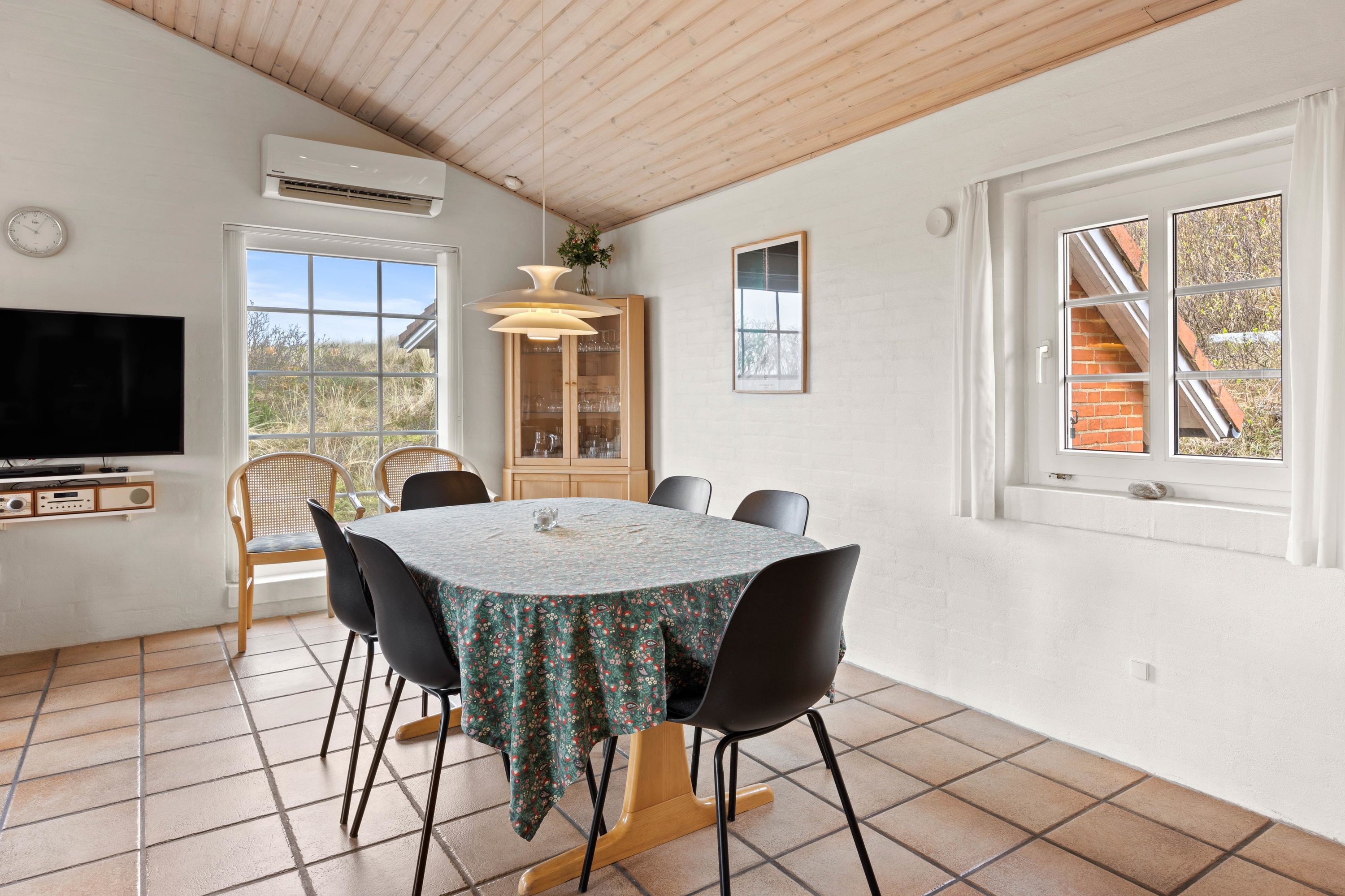 Fremhævet  billede i fuldskærmstilstand. Billede af Vinterlejevej 7, Haurvig, 6960 Hvide Sande