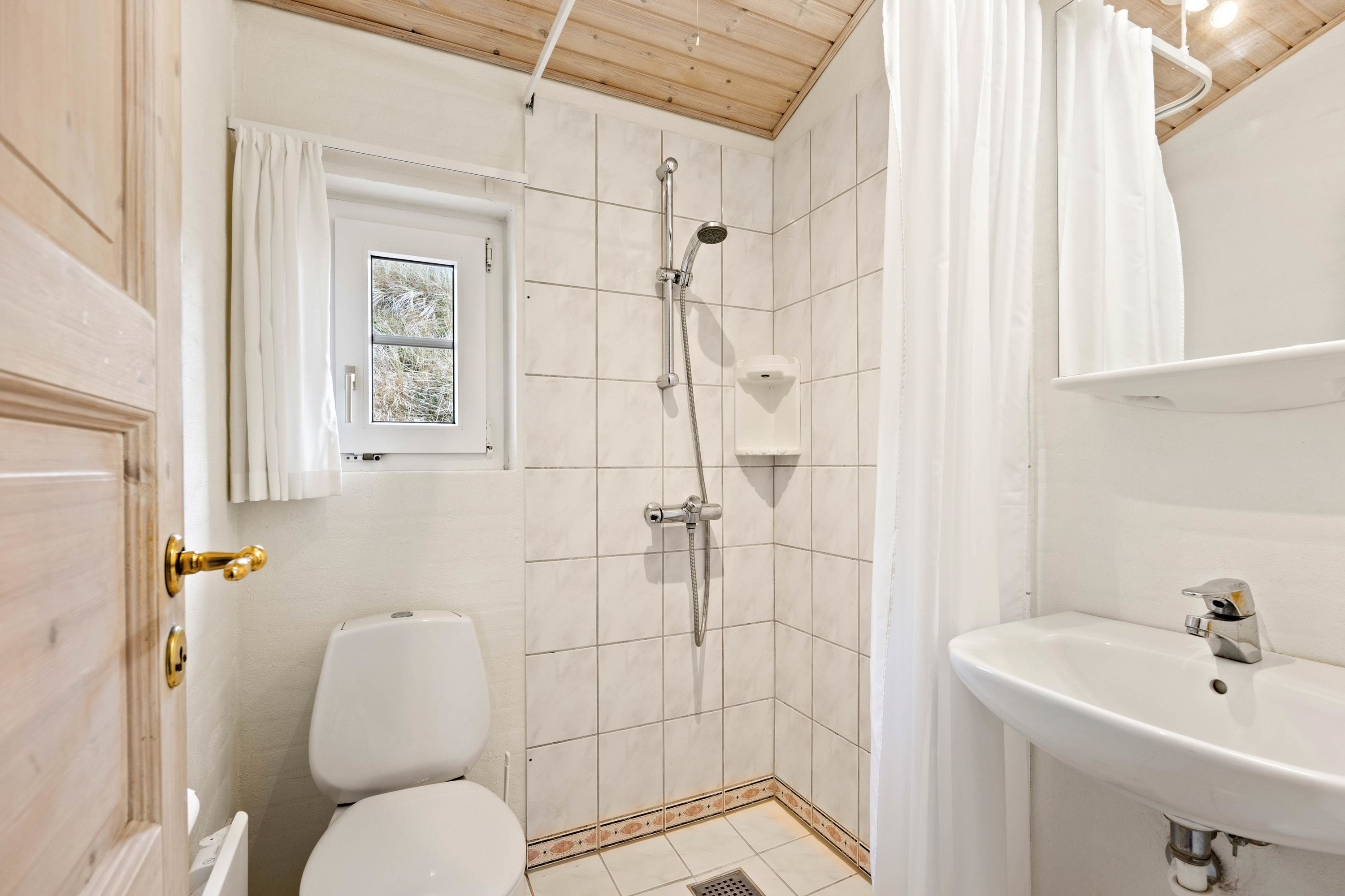 Fremhævet  billede i fuldskærmstilstand. Billede af Vinterlejevej 7, Haurvig, 6960 Hvide Sande