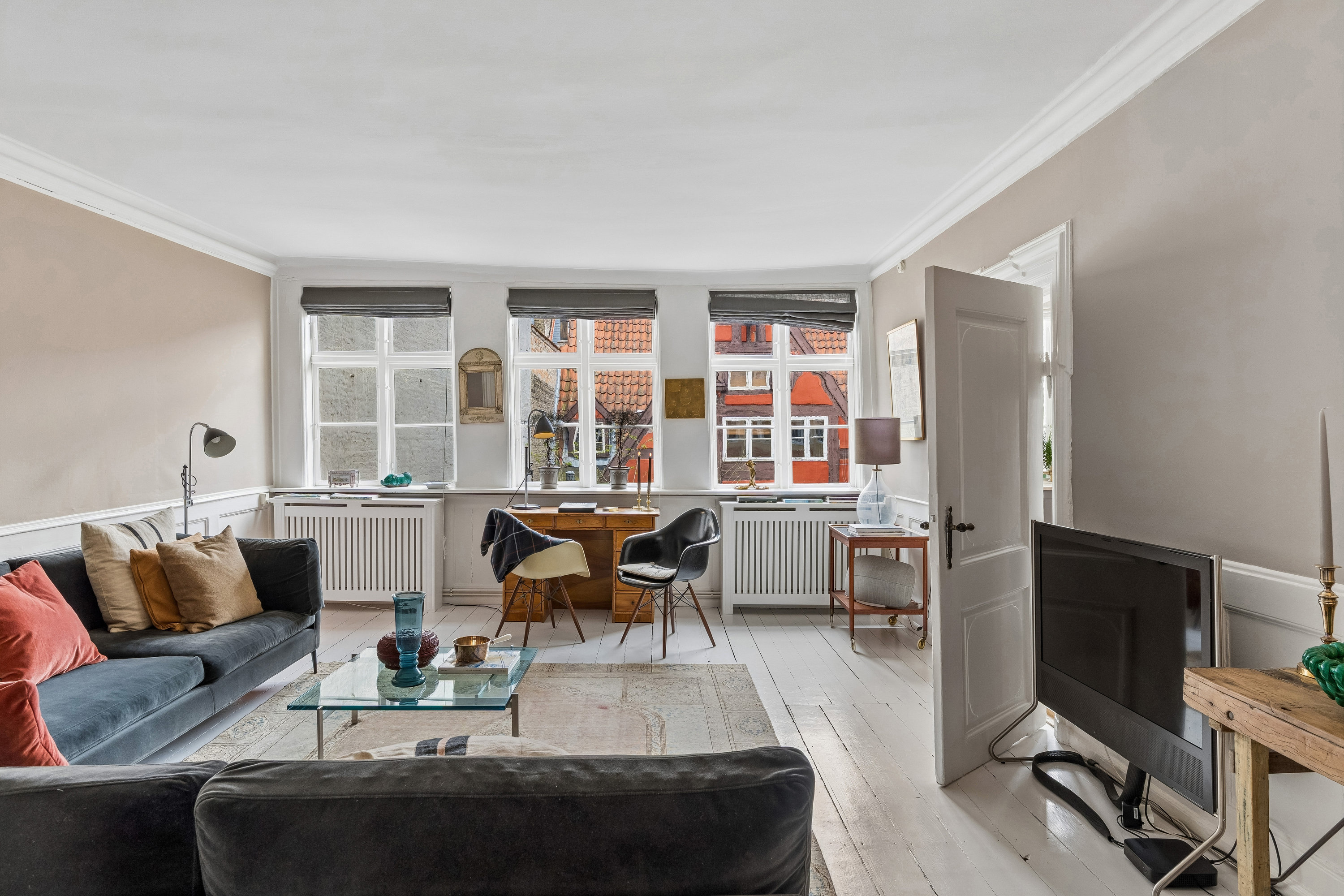 Fremhævet stue billede i fuldskærmstilstand. Billede af Amaliegade 11A, 2., 1256 København K