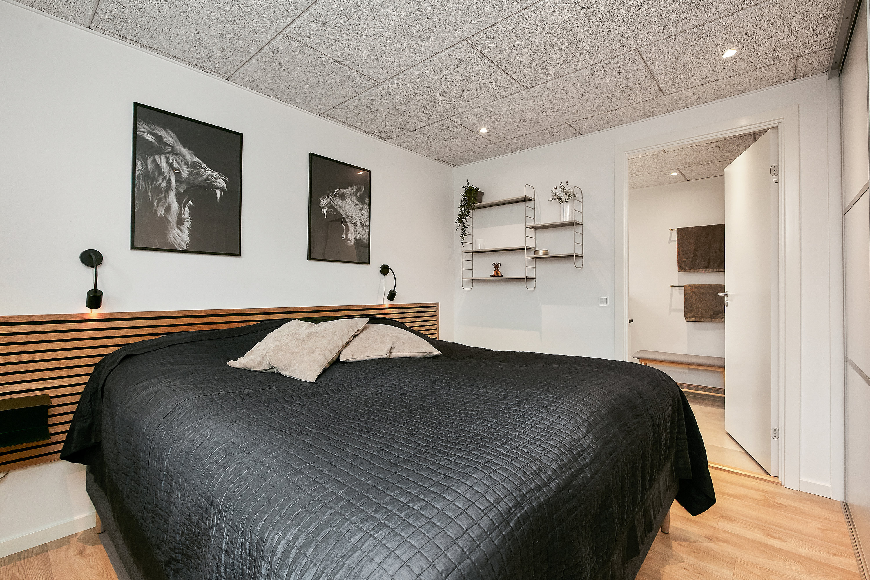 Fremhævet soveværelse billede i fuldskærmstilstand. Billede af Bytoften 9, Tyrsted, 8700 Horsens