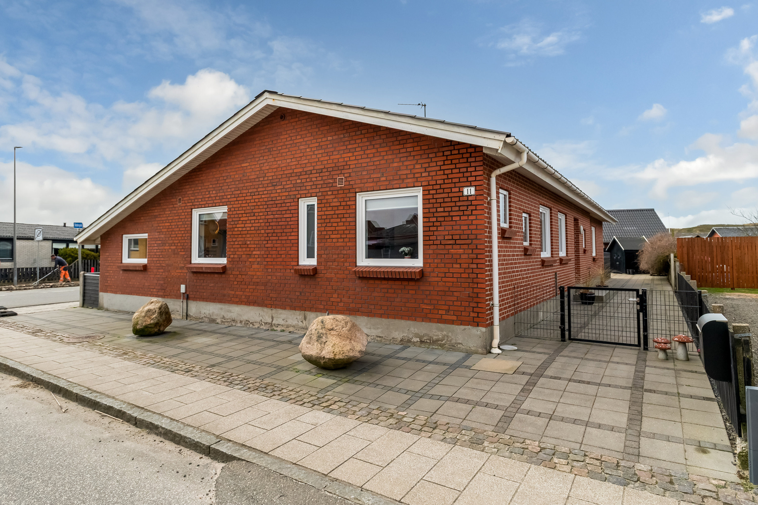 Fremhævet ejendommen billede i fuldskærmstilstand. Billede af Vestergade 11, 6960 Hvide Sande