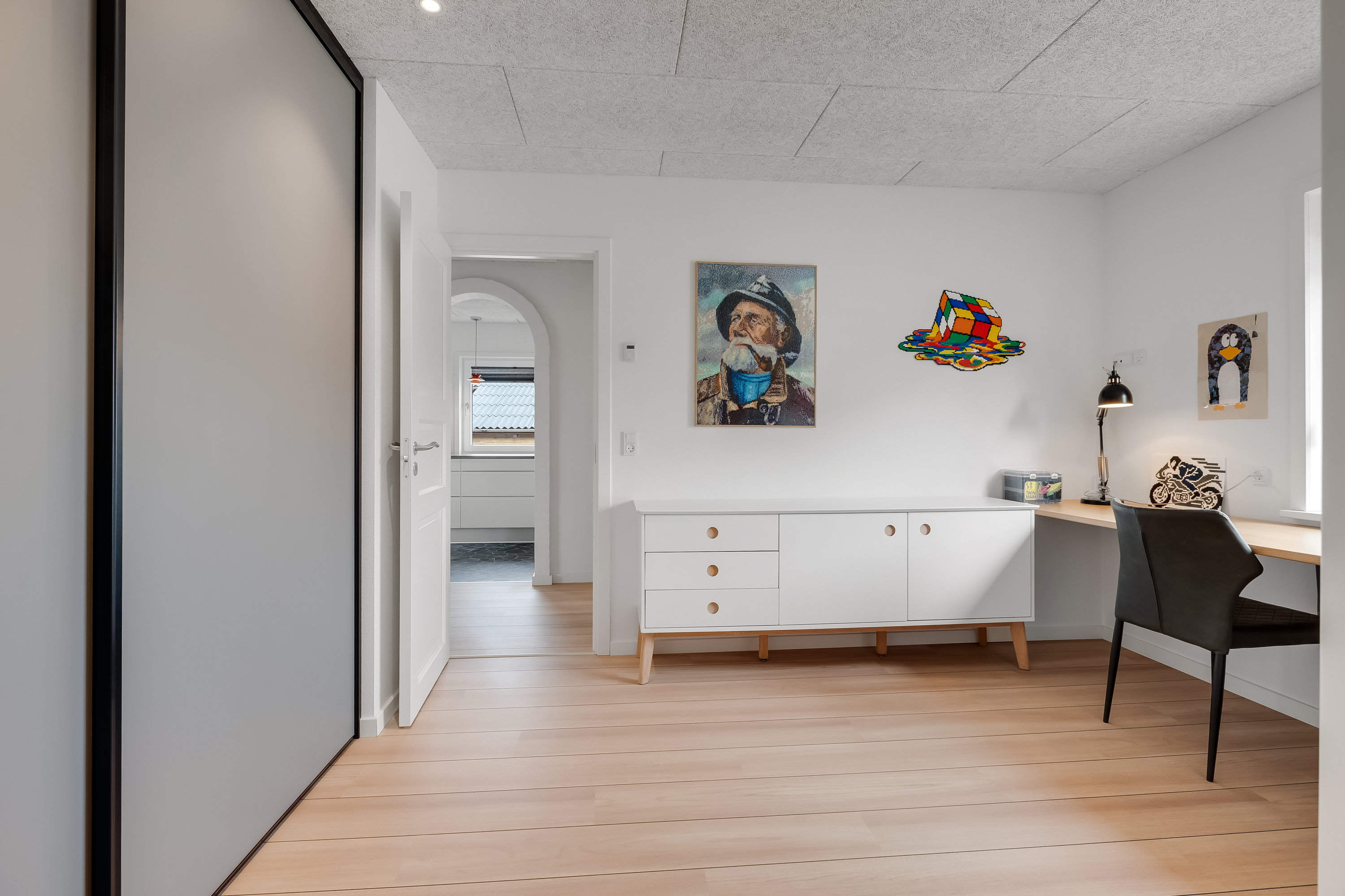 Fremhævet værelse billede i fuldskærmstilstand. Billede af Vestergade 11, 6960 Hvide Sande