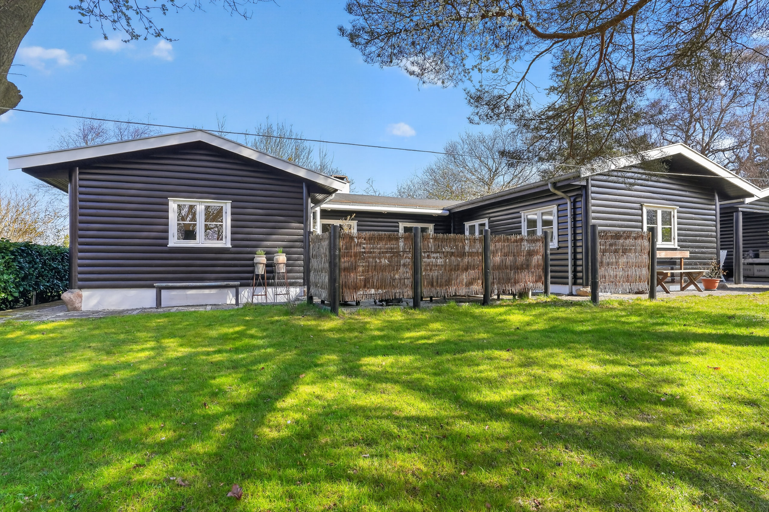 Fremhævet ejendommen billede i fuldskærmstilstand. Billede af Storhøjs Alle 9, Strand Esbønderup, 3250 Gilleleje