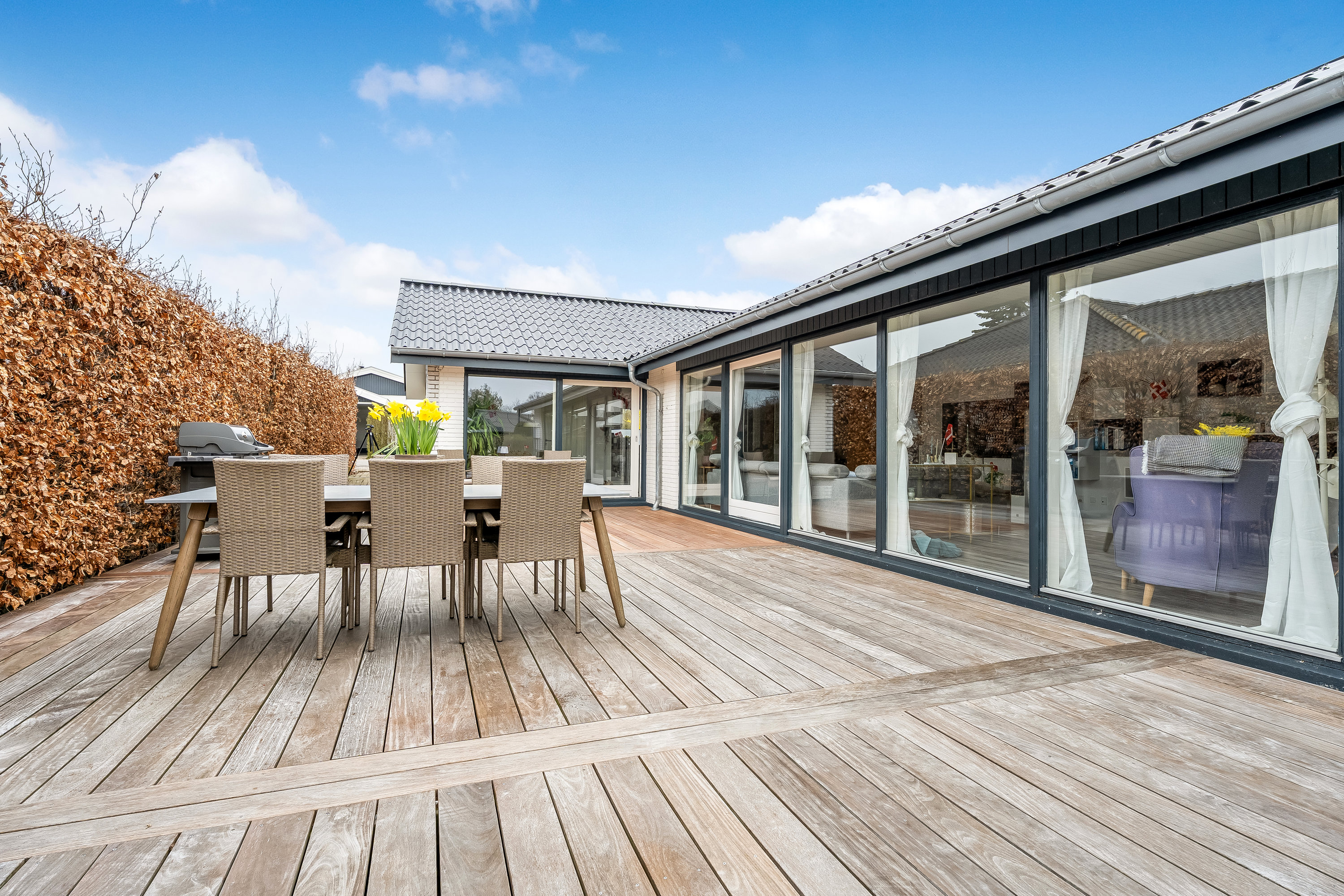 Miniaturebillede 1: terrasse. Billede af Sundvænget 3A, Hasselø Pl, 4800 Nykøbing F