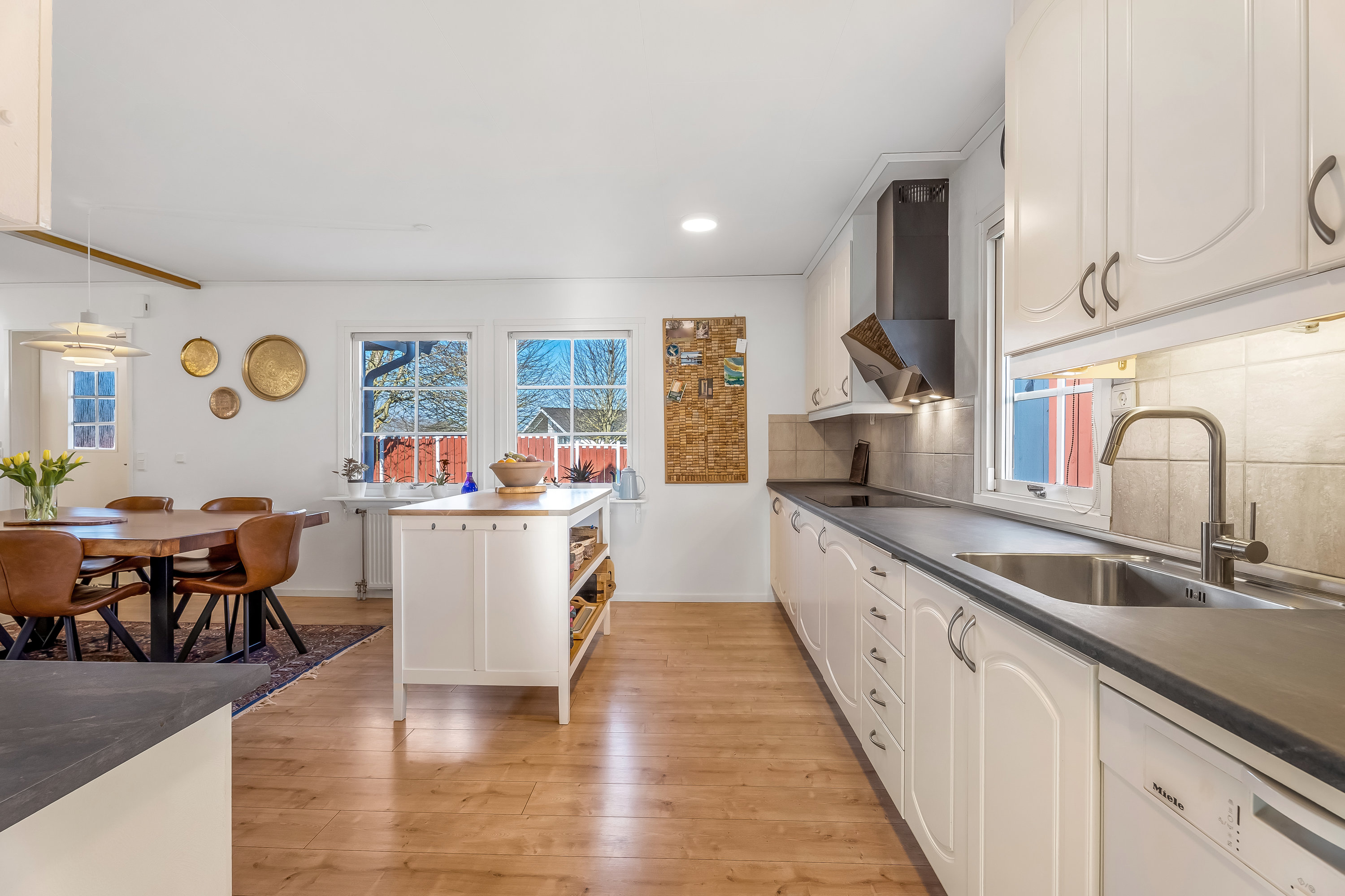 Fremhævet køkken billede i fuldskærmstilstand. Billede af Wibolttsvej 3, 4863 Eskilstrup