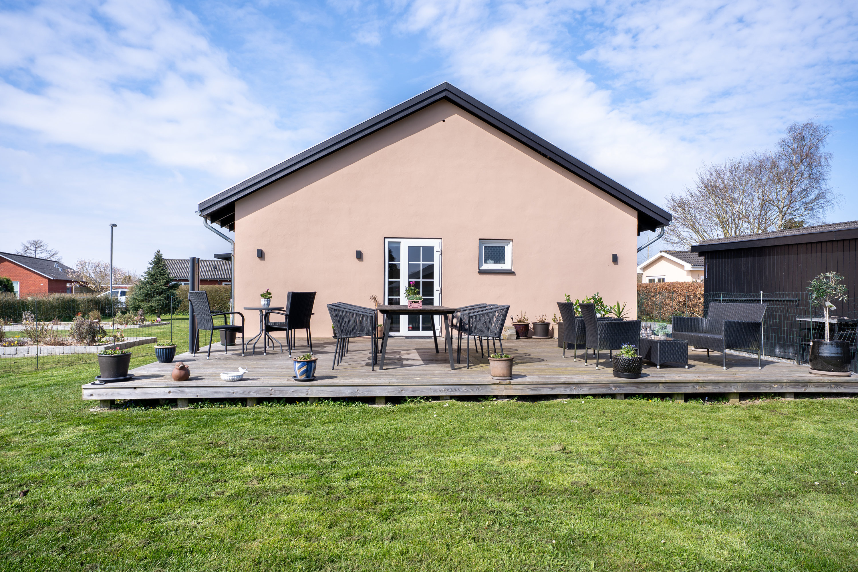 Fremhævet terrasse billede i fuldskærmstilstand. Billede af Skovvej 37, 4840 Nørre Alslev