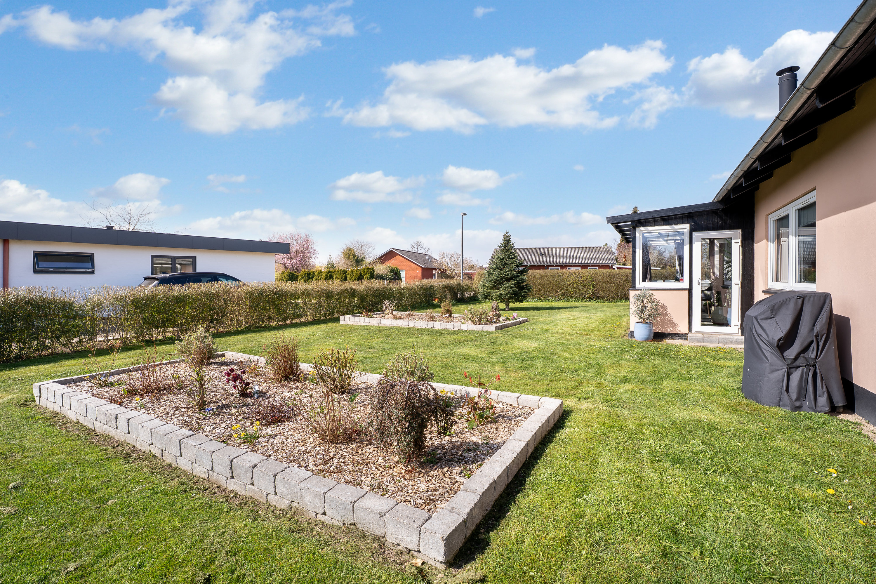 Fremhævet have billede i fuldskærmstilstand. Billede af Skovvej 37, 4840 Nørre Alslev