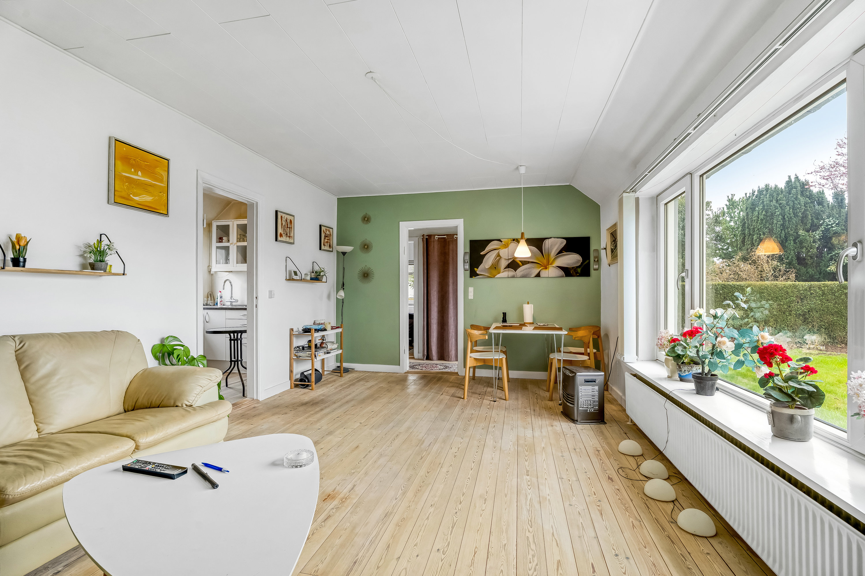 Fremhævet stue billede i fuldskærmstilstand. Billede af Højagervej 3, 4800 Nykøbing F