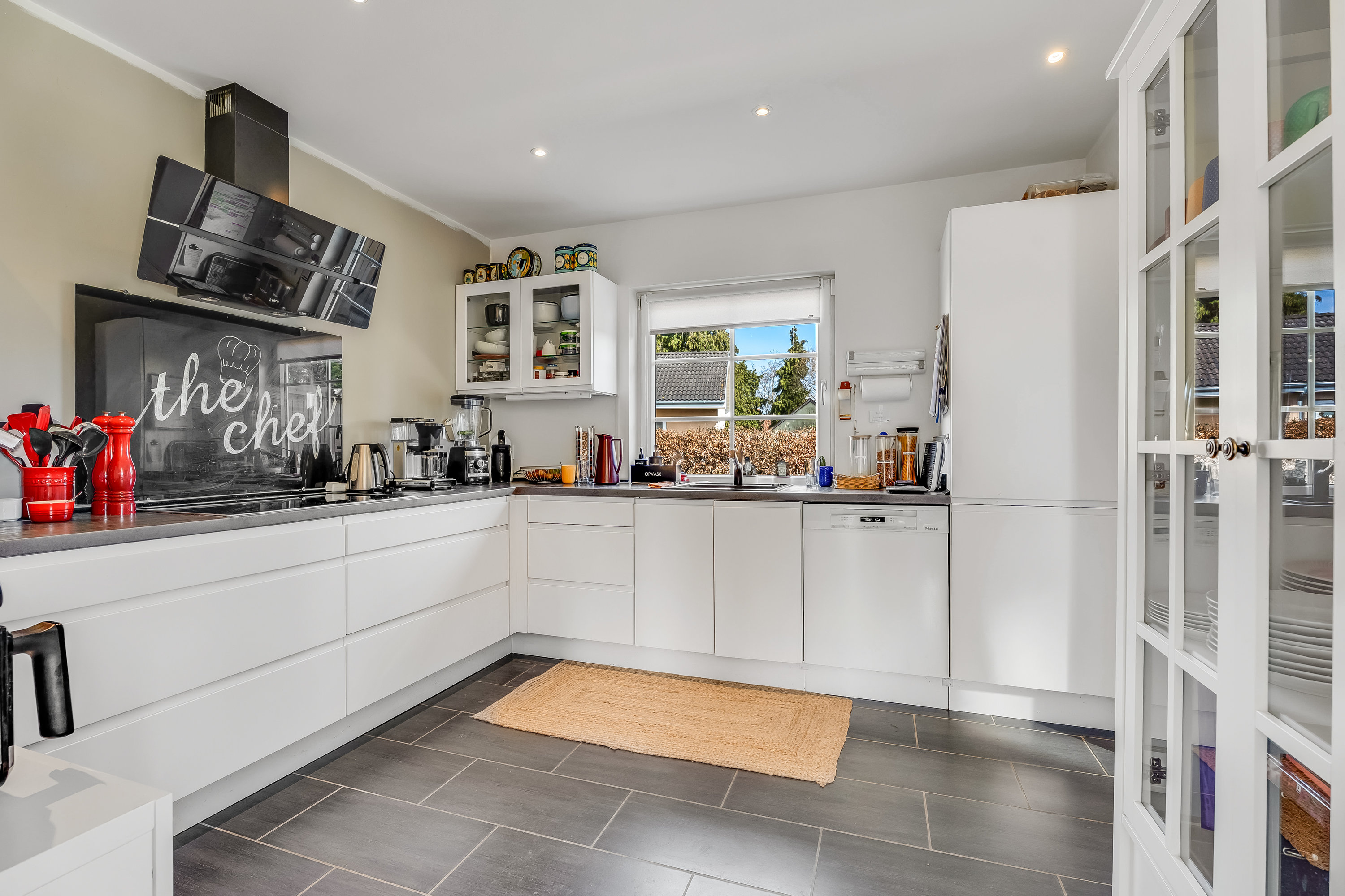 Fremhævet køkken billede i fuldskærmstilstand. Billede af Skovvej 37, 4840 Nørre Alslev