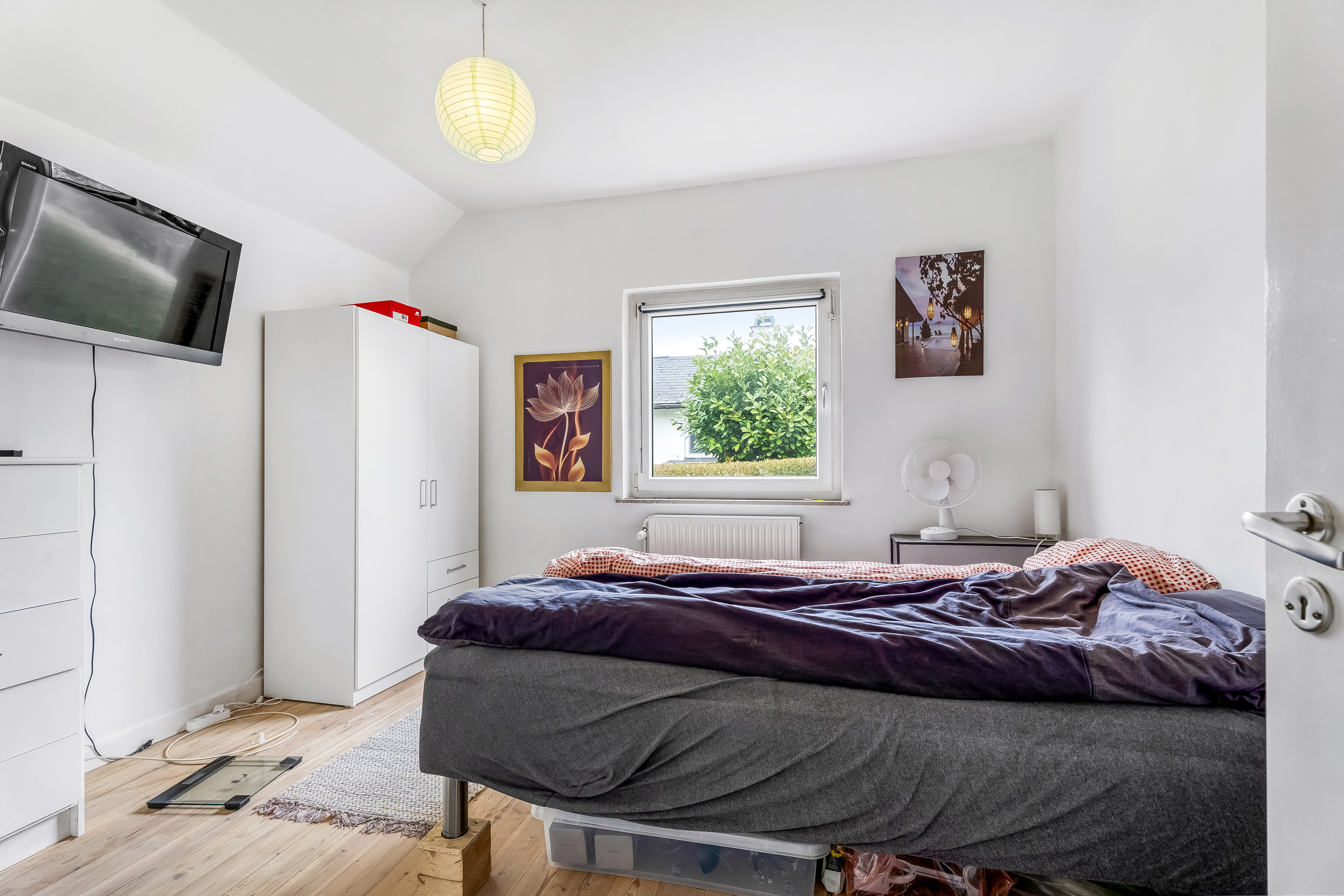 Fremhævet soveværelse billede i fuldskærmstilstand. Billede af Højagervej 3, 4800 Nykøbing F