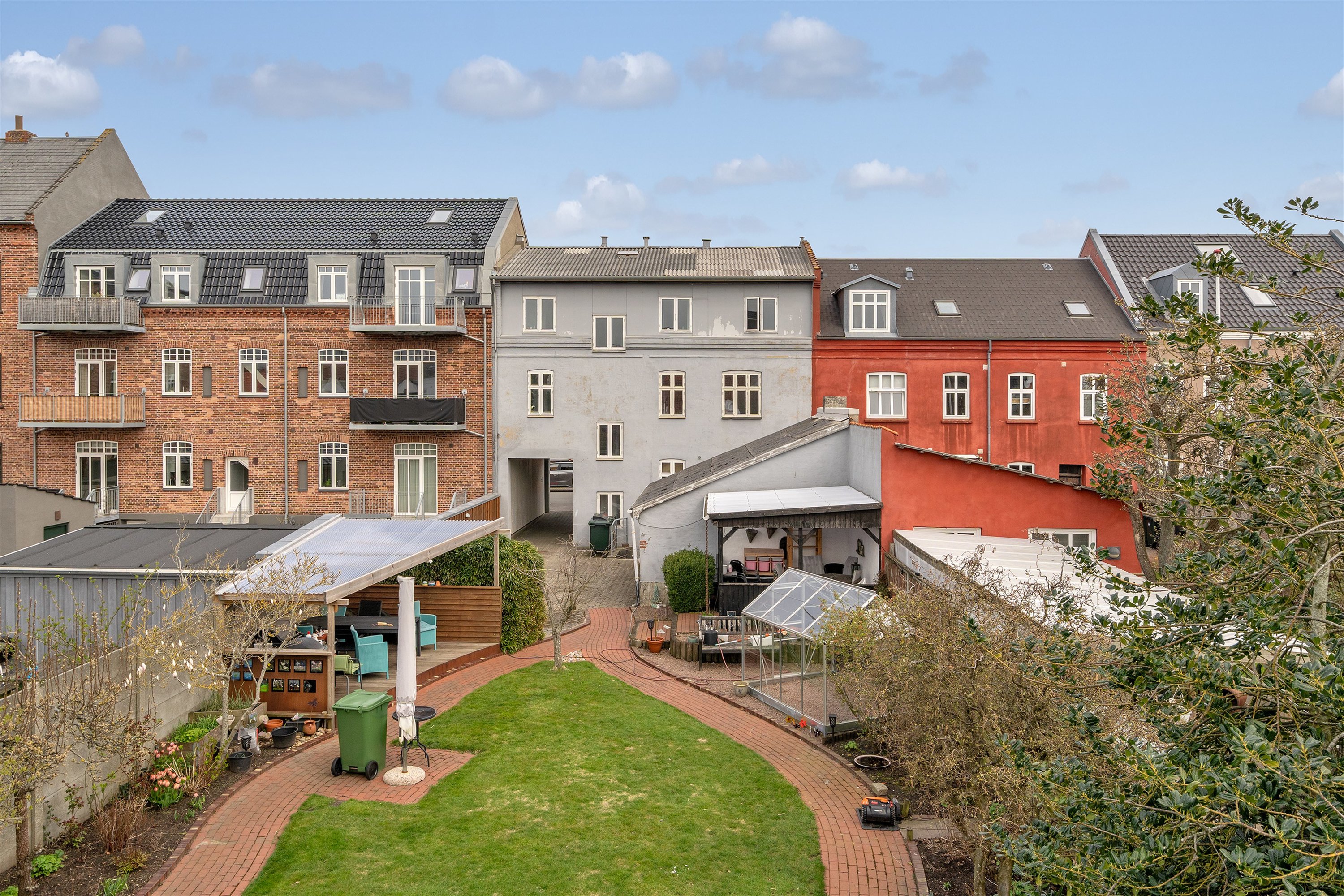 Miniaturebillede 1: ejendommen. Billede af Willemoesgade 34, 1. tv., 6700 Esbjerg