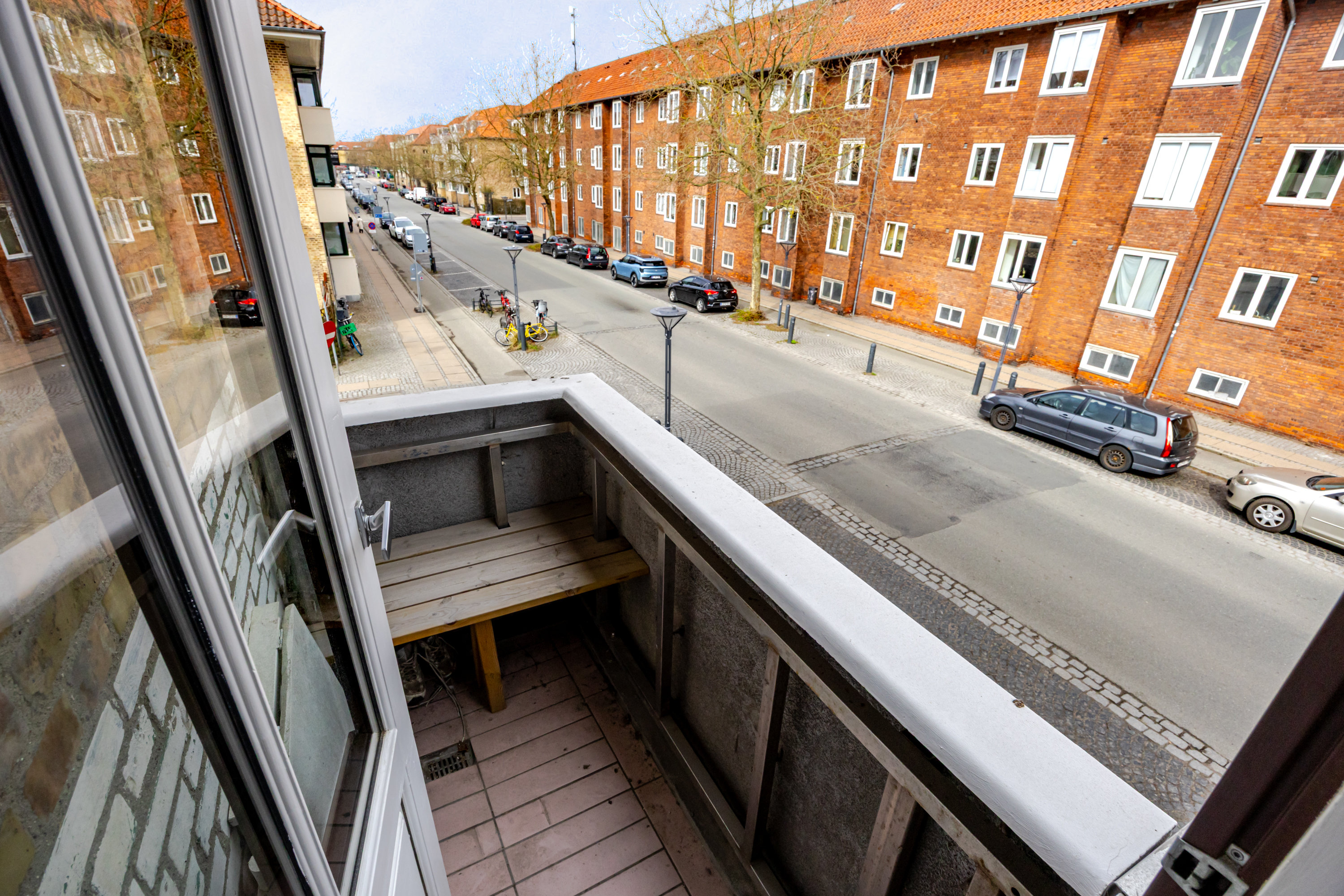 Fremhævet andet billede i fuldskærmstilstand. Billede af Schubertsvej 12, 1. tv., 2450 København SV