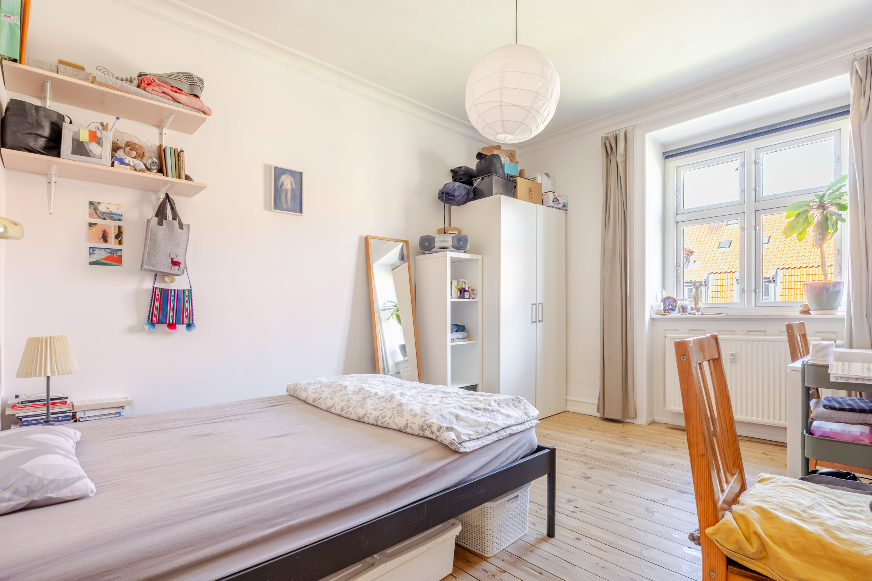 Fremhævet andet billede i fuldskærmstilstand. Billede af P. Knudsens Gade 16, 2. tv., 2450 København SV