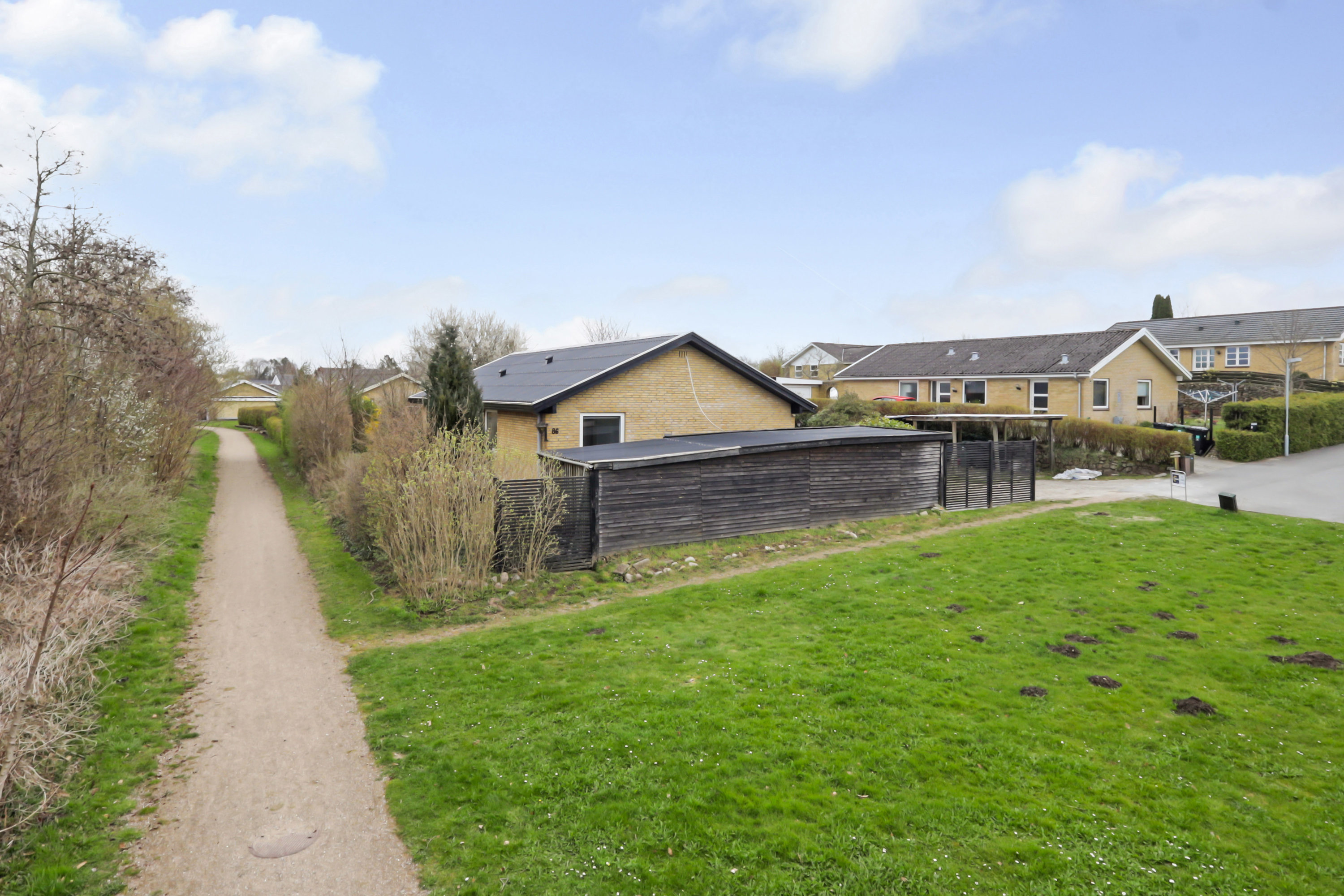 Fremhævet ejendommen billede i fuldskærmstilstand. Billede af Krogsgårdsvej 86, Nr Broby, 5672 Broby