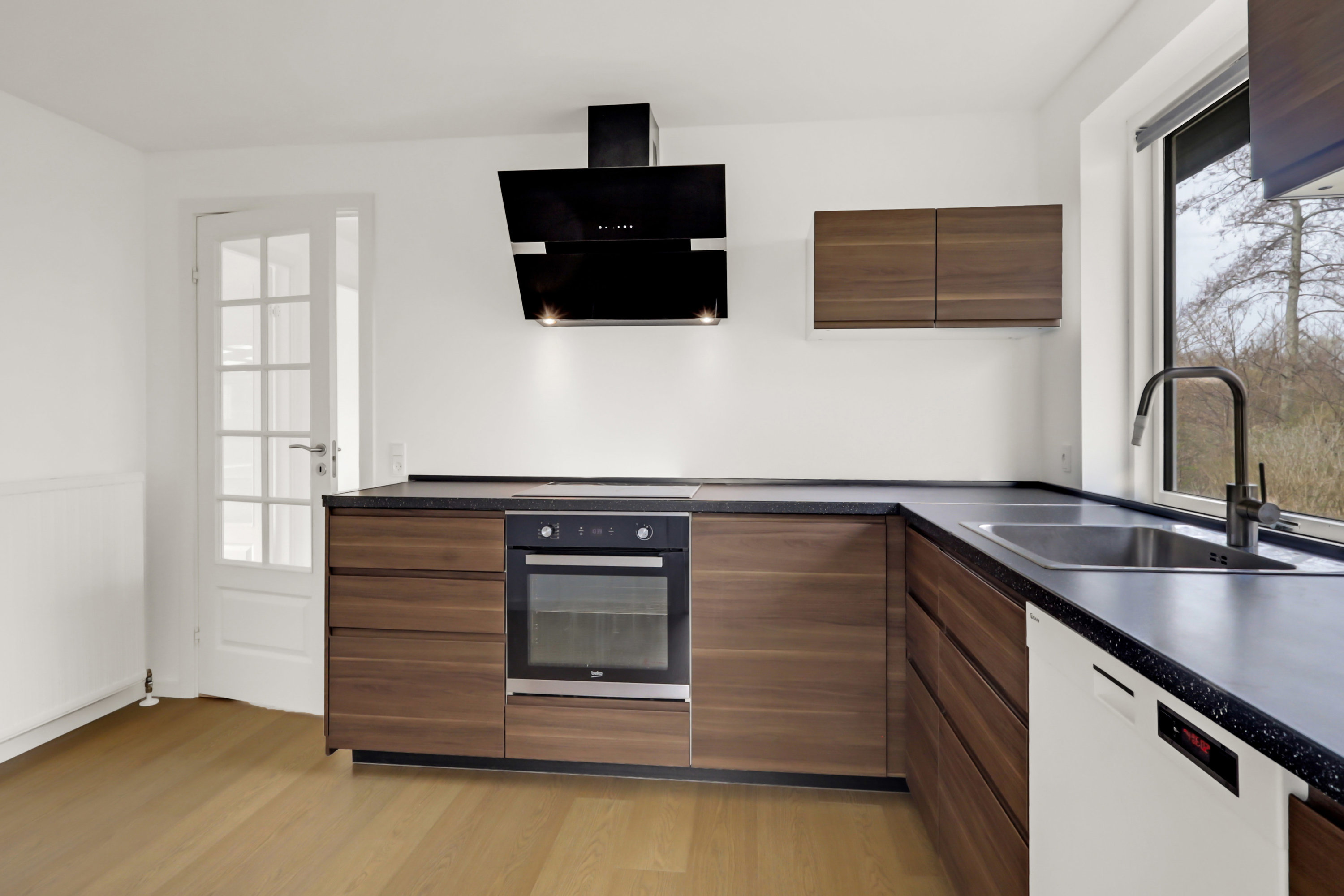 Fremhævet køkken billede i fuldskærmstilstand. Billede af Krogsgårdsvej 86, Nr Broby, 5672 Broby