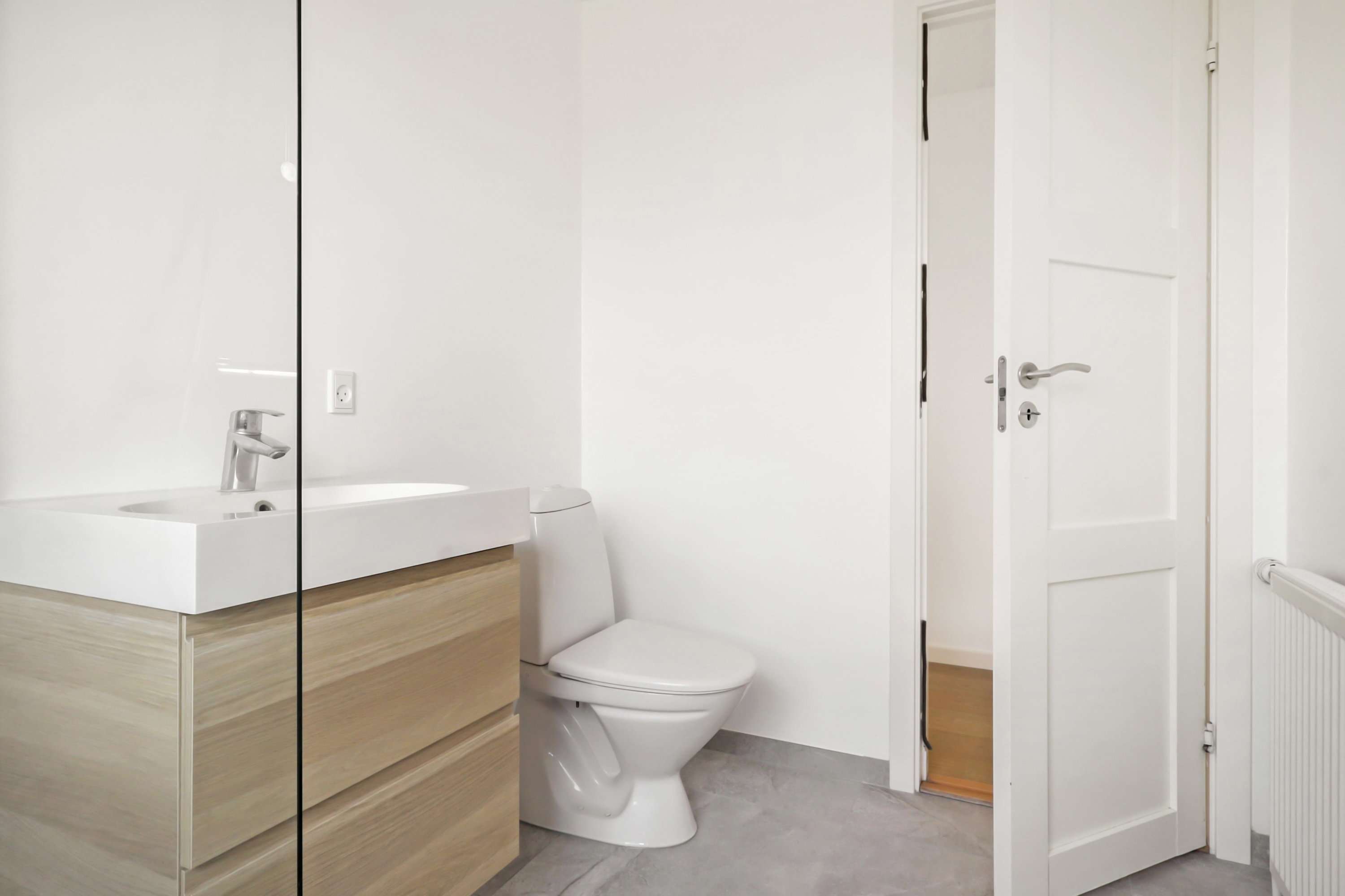 Fremhævet toilet billede i fuldskærmstilstand. Billede af Krogsgårdsvej 86, Nr Broby, 5672 Broby