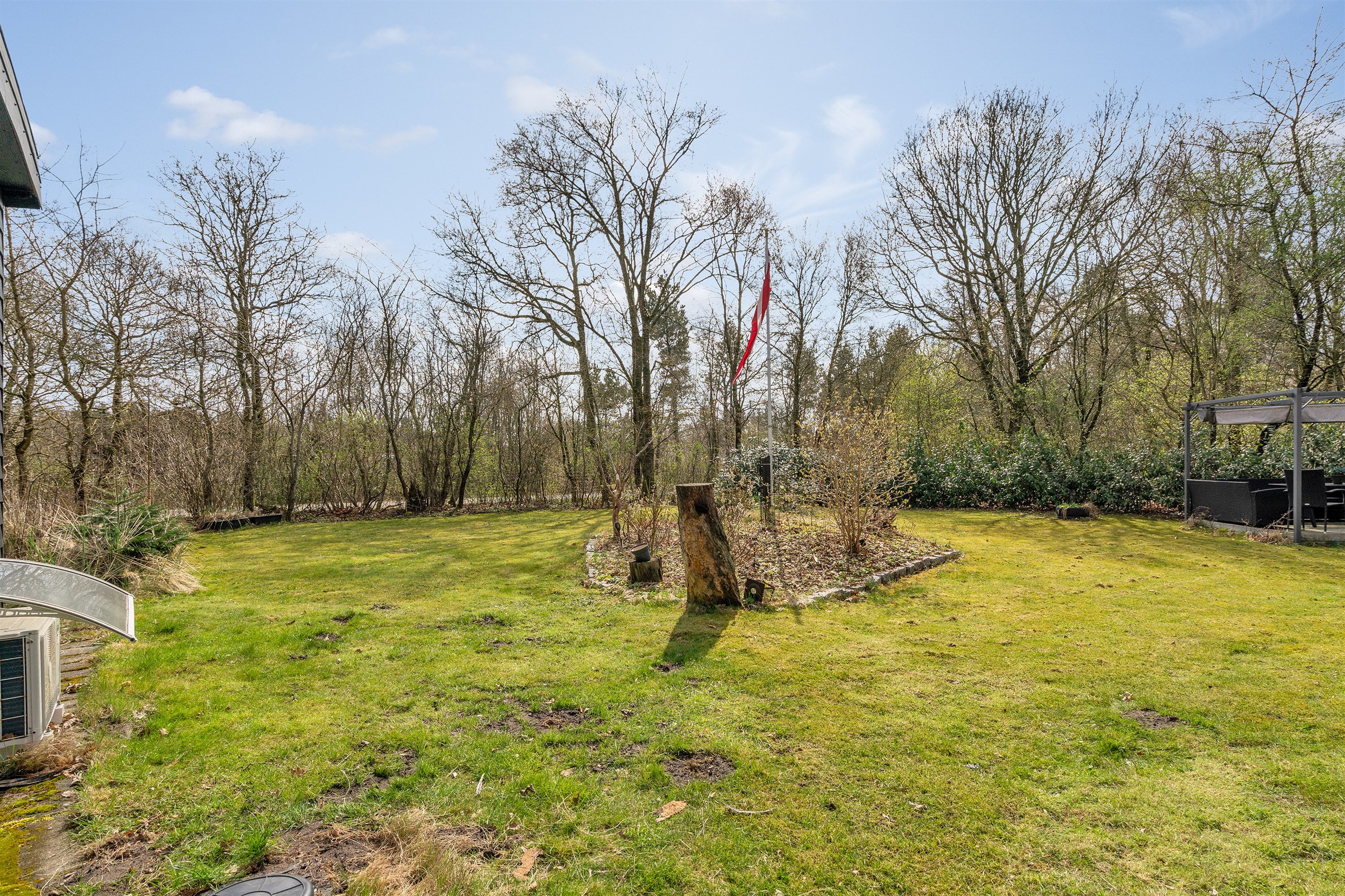 Fremhævet ejendommen billede i fuldskærmstilstand. Billede af Birkelunden 1, Jegum, 6840 Oksbøl