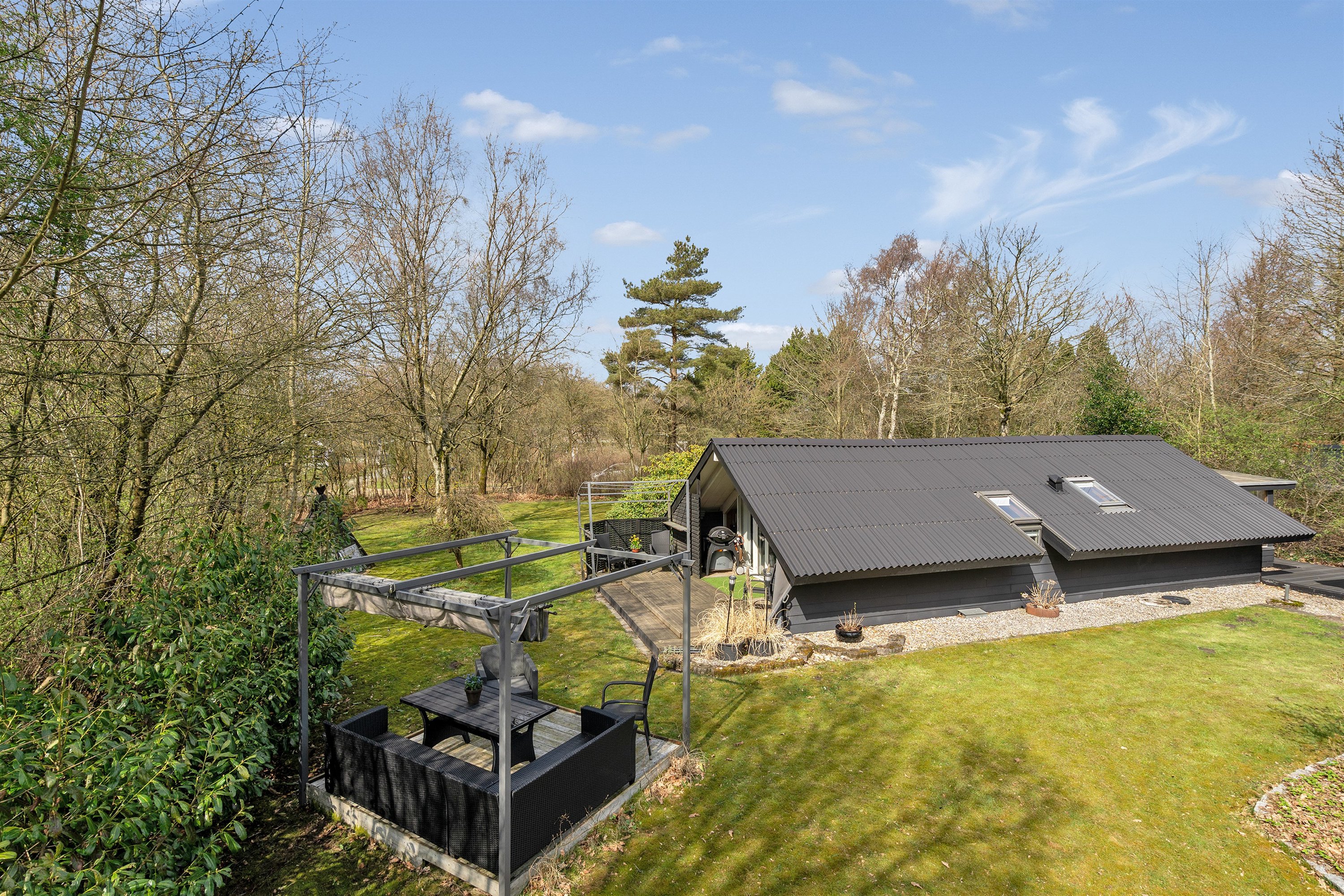 Fremhævet ejendommen billede i fuldskærmstilstand. Billede af Birkelunden 1, Jegum, 6840 Oksbøl